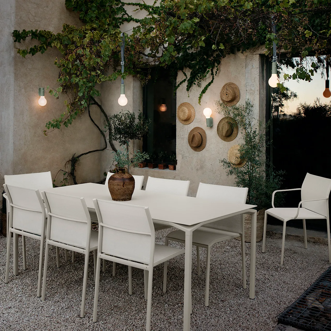 Calvi Mineral Table 195 x 95 cm
