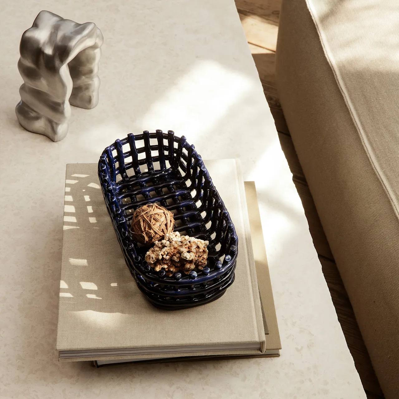 Ceramic Basket Oval ornamental skål