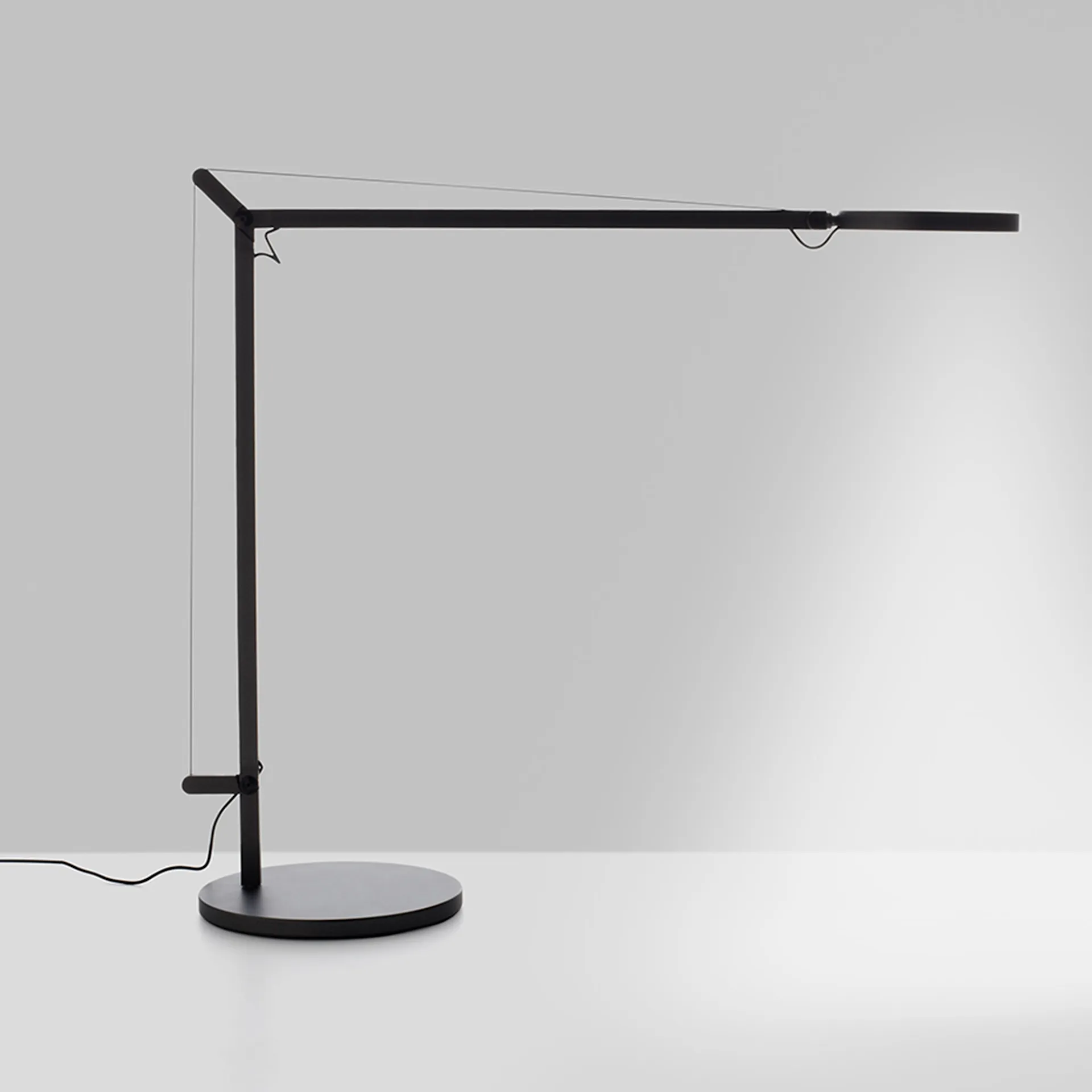 Demetra Skrivebordslampe - Artemide - NO GA