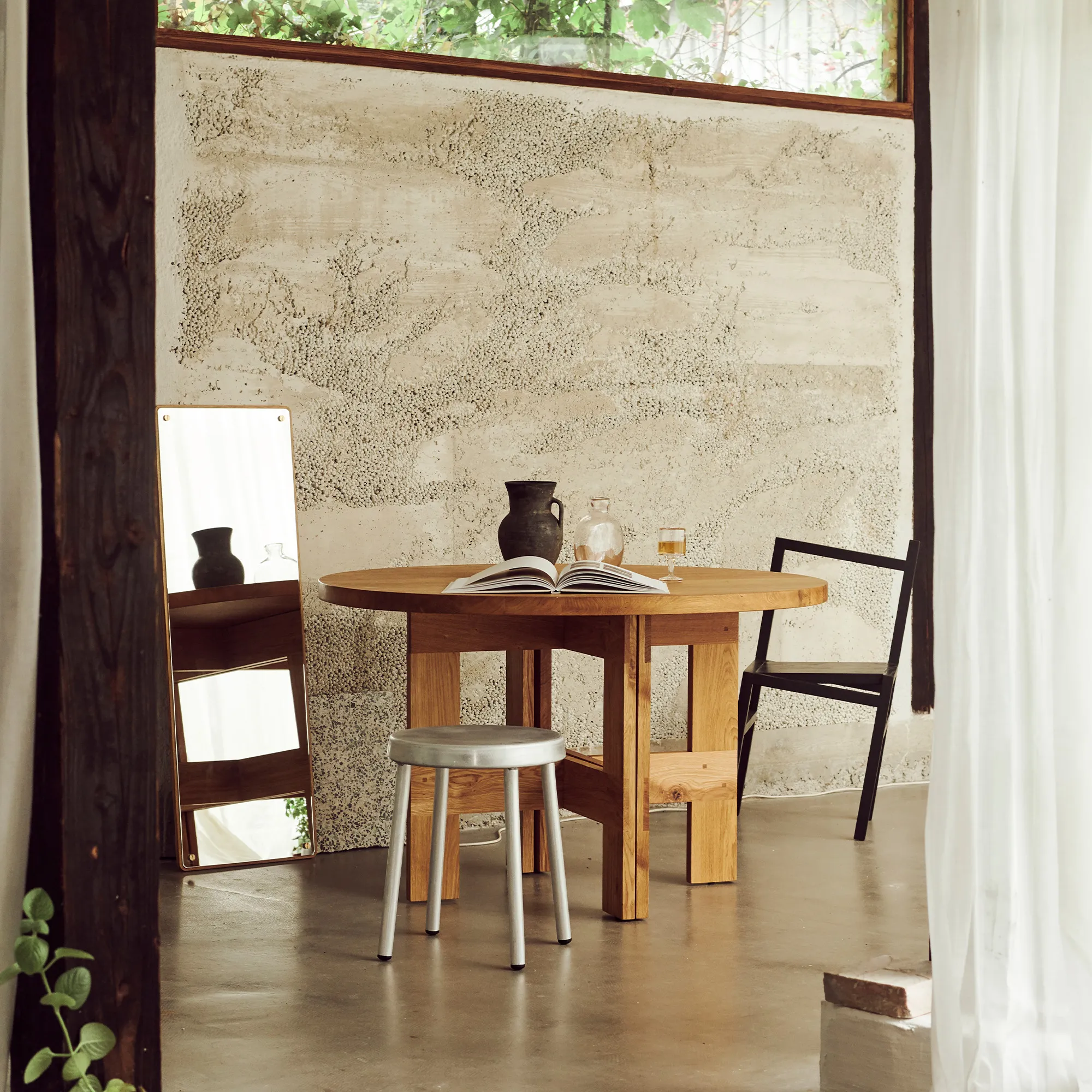 Farmhouse Trestle Round spisebord - 4
