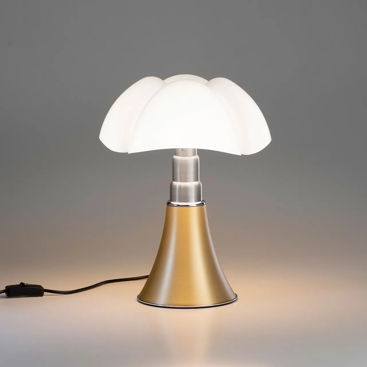 Minipipistrello Table Lamp, Brass - Dimbar