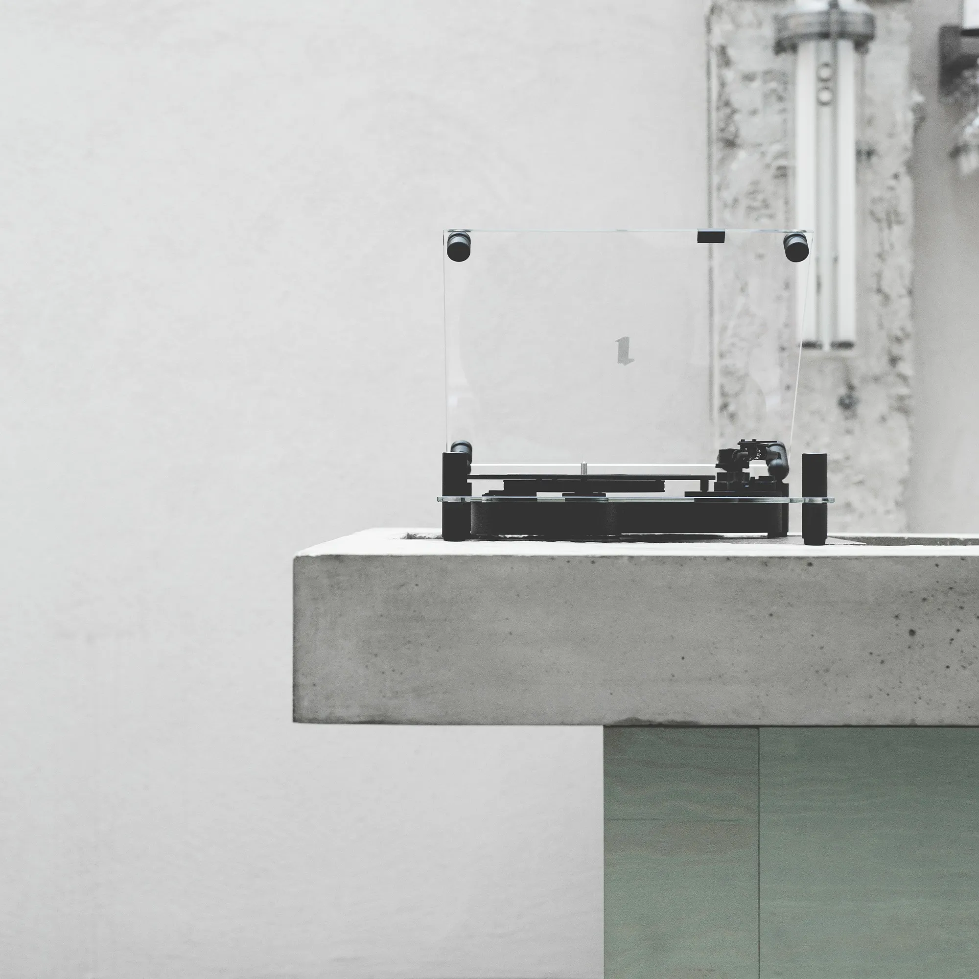 Transparent Turntable - 3