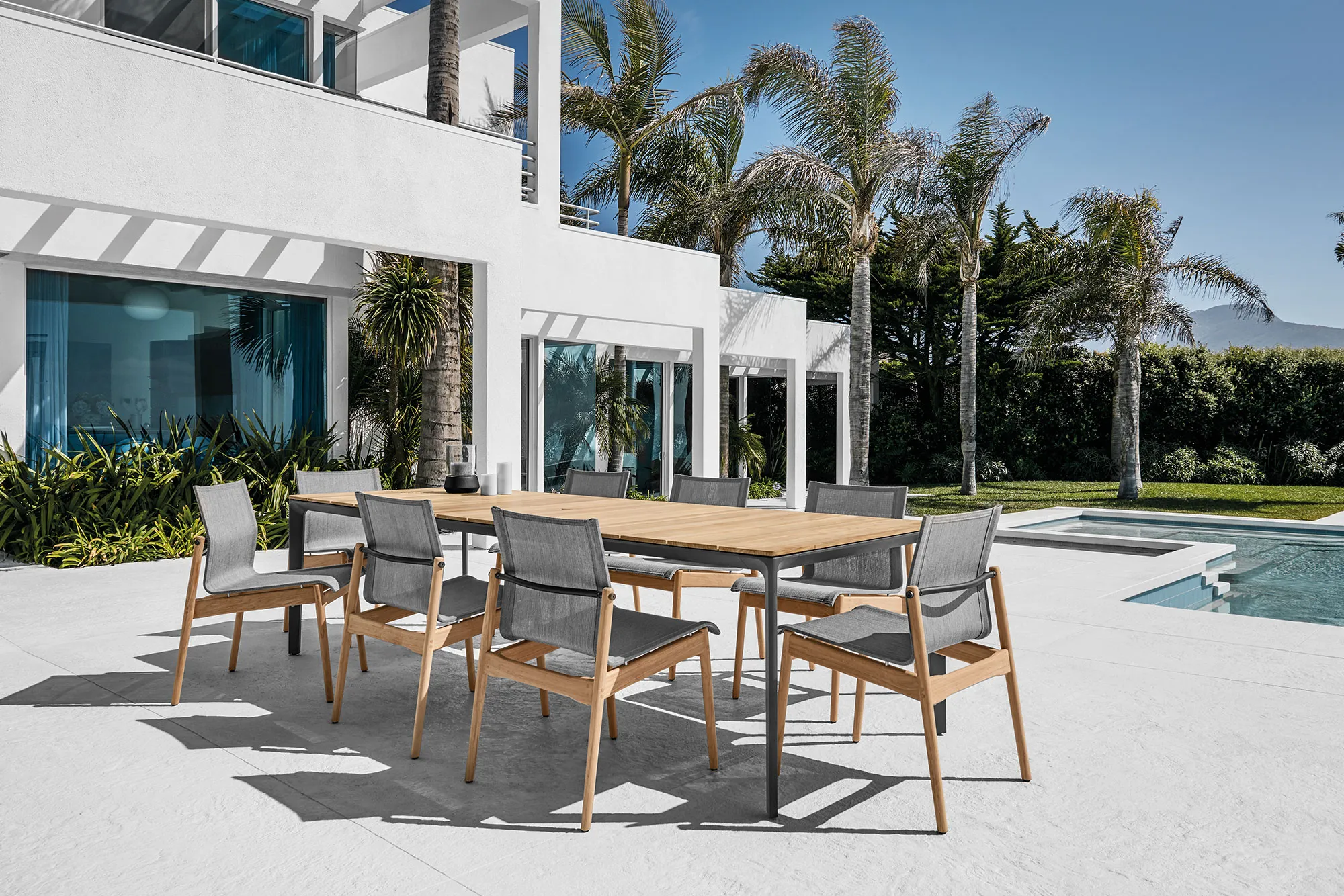 Carver Dining Table 220 cm - 3
