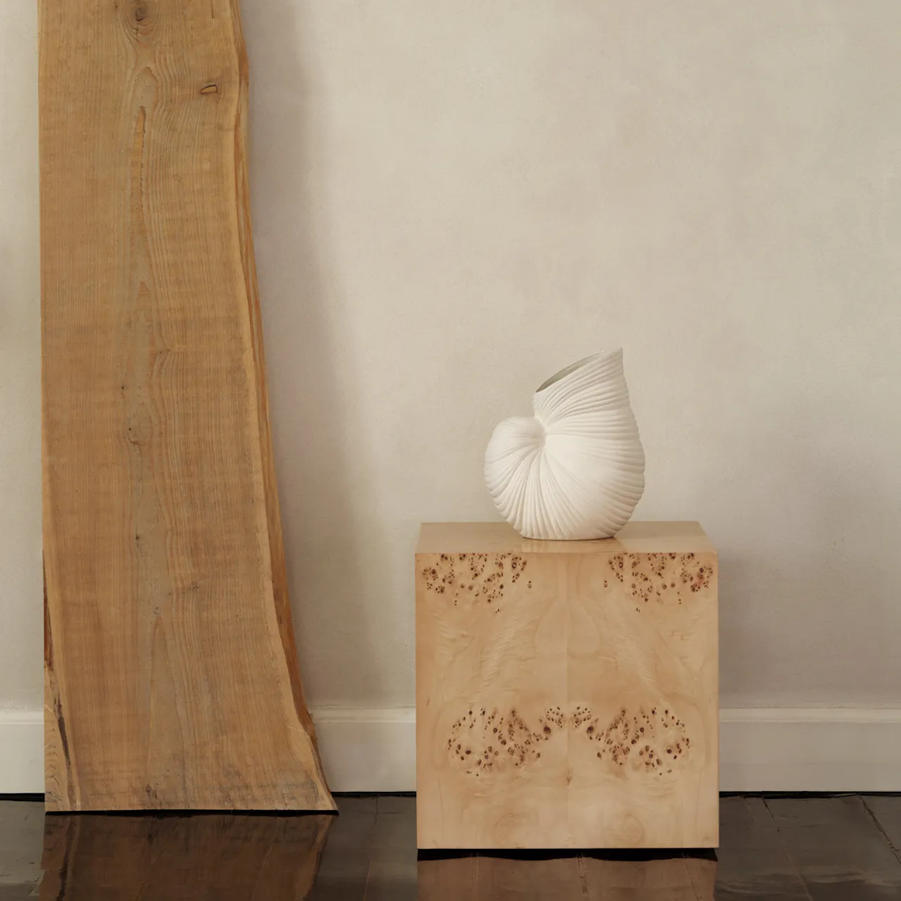 Shell vase