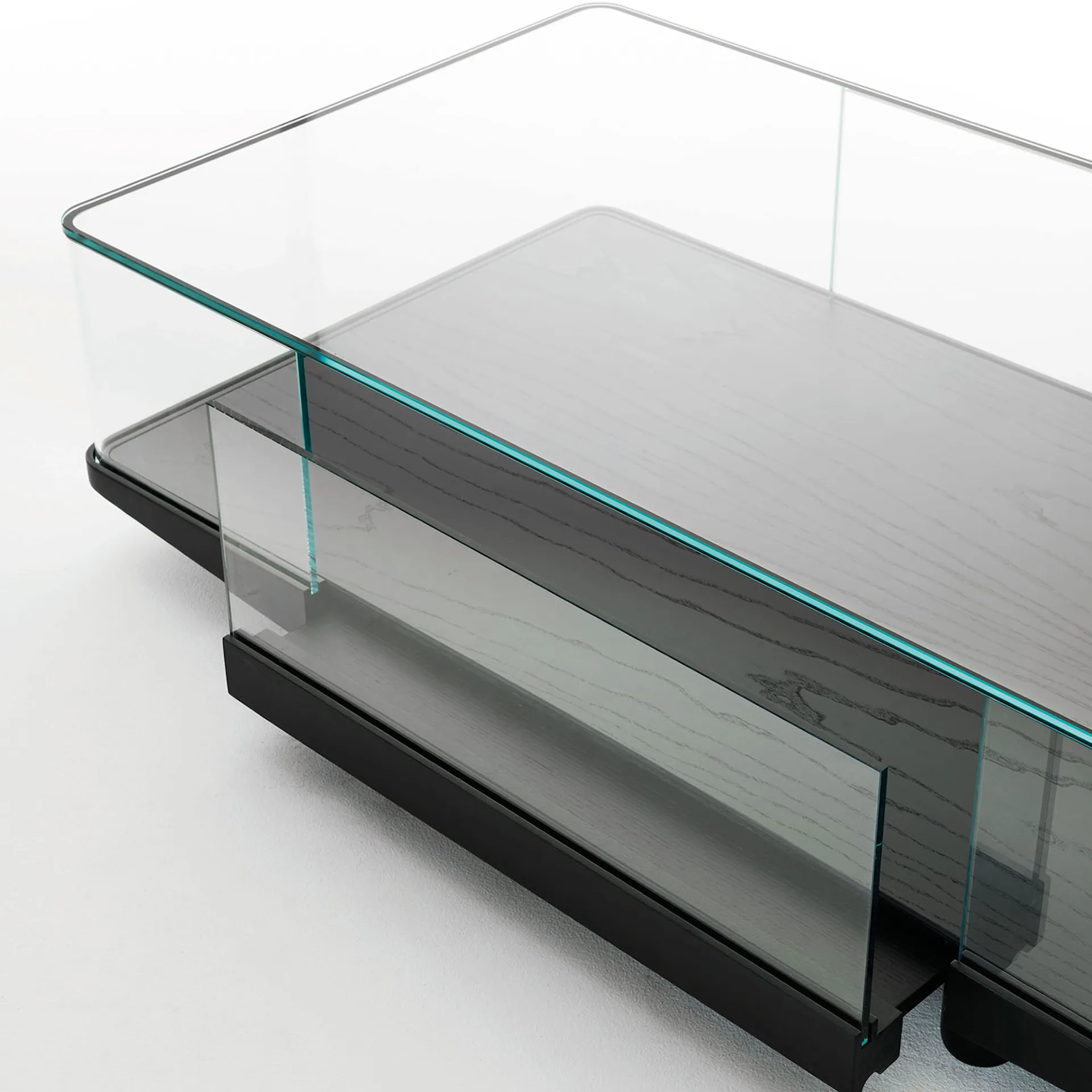 COR01 Collector Coffee Table - Glas Italia - NO GA