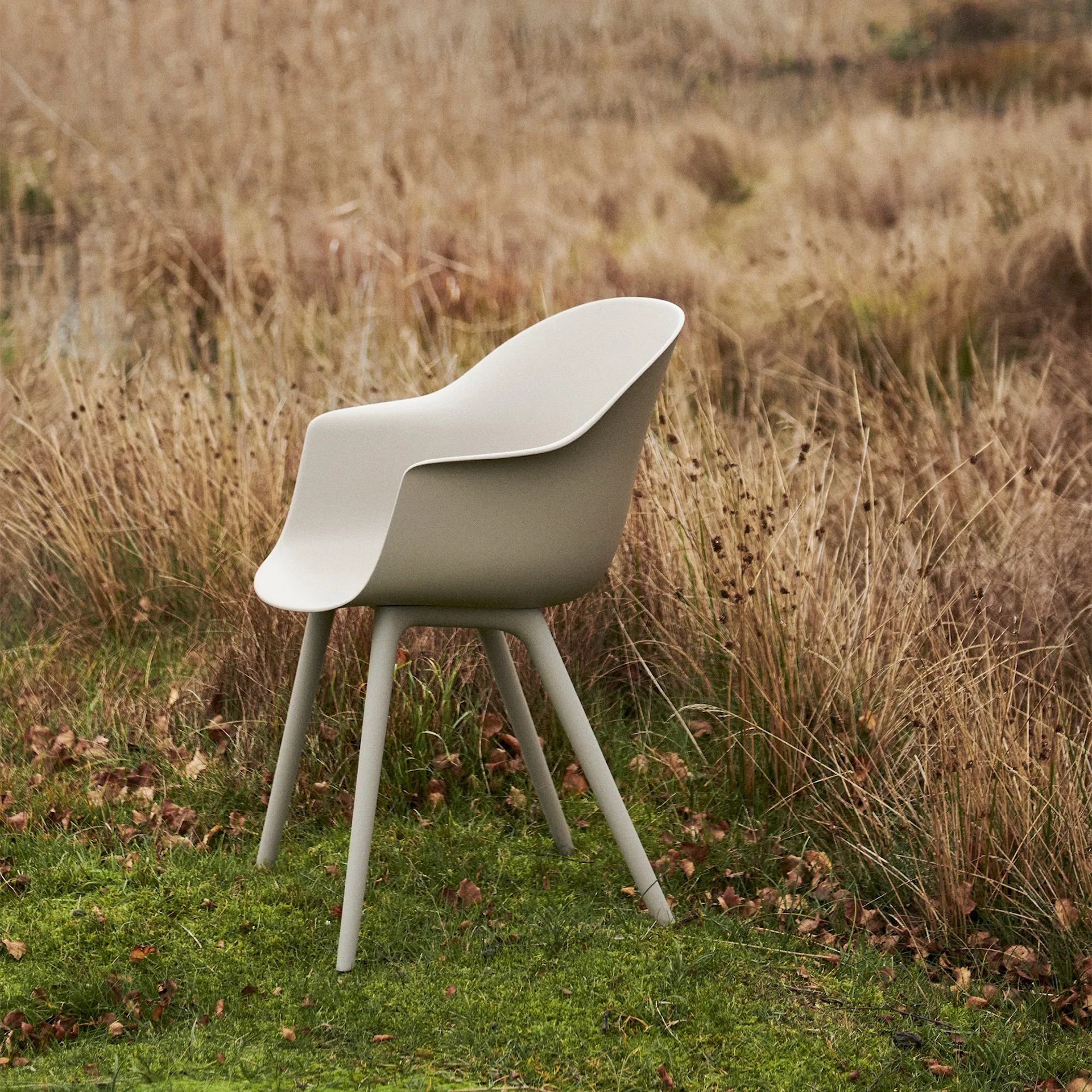 Bat Dining Chair Outdoor - Gubi - GamFratesi - NO GA