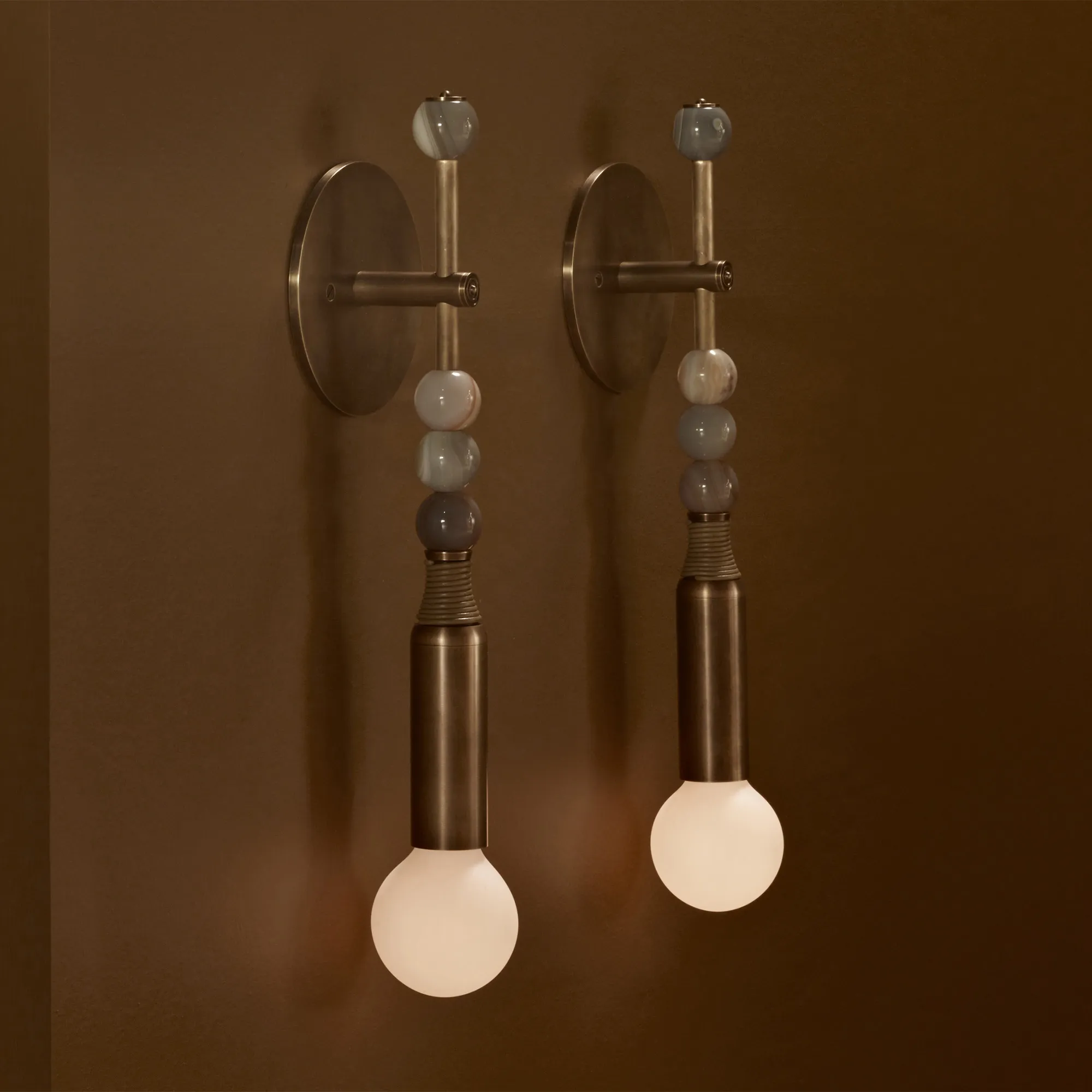 Talisman : 1 Sconce - Aged Brass - 2