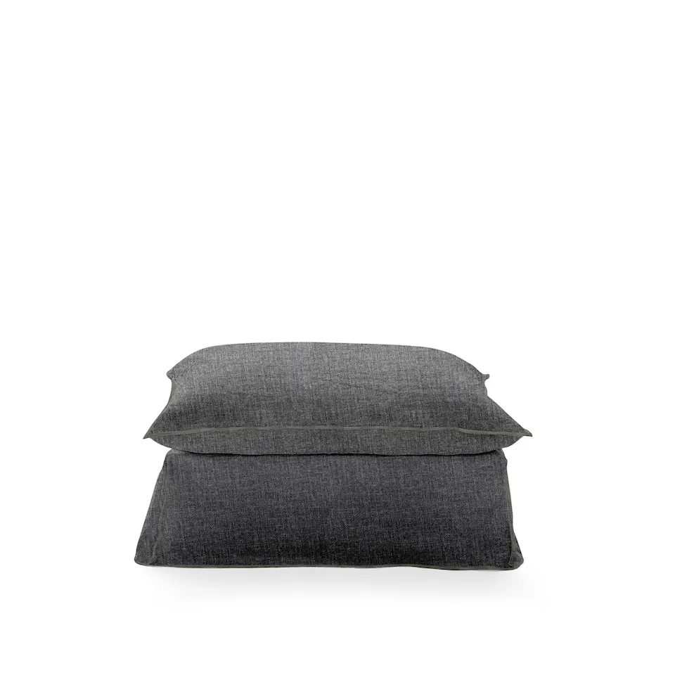 Ghost 06P Ottoman