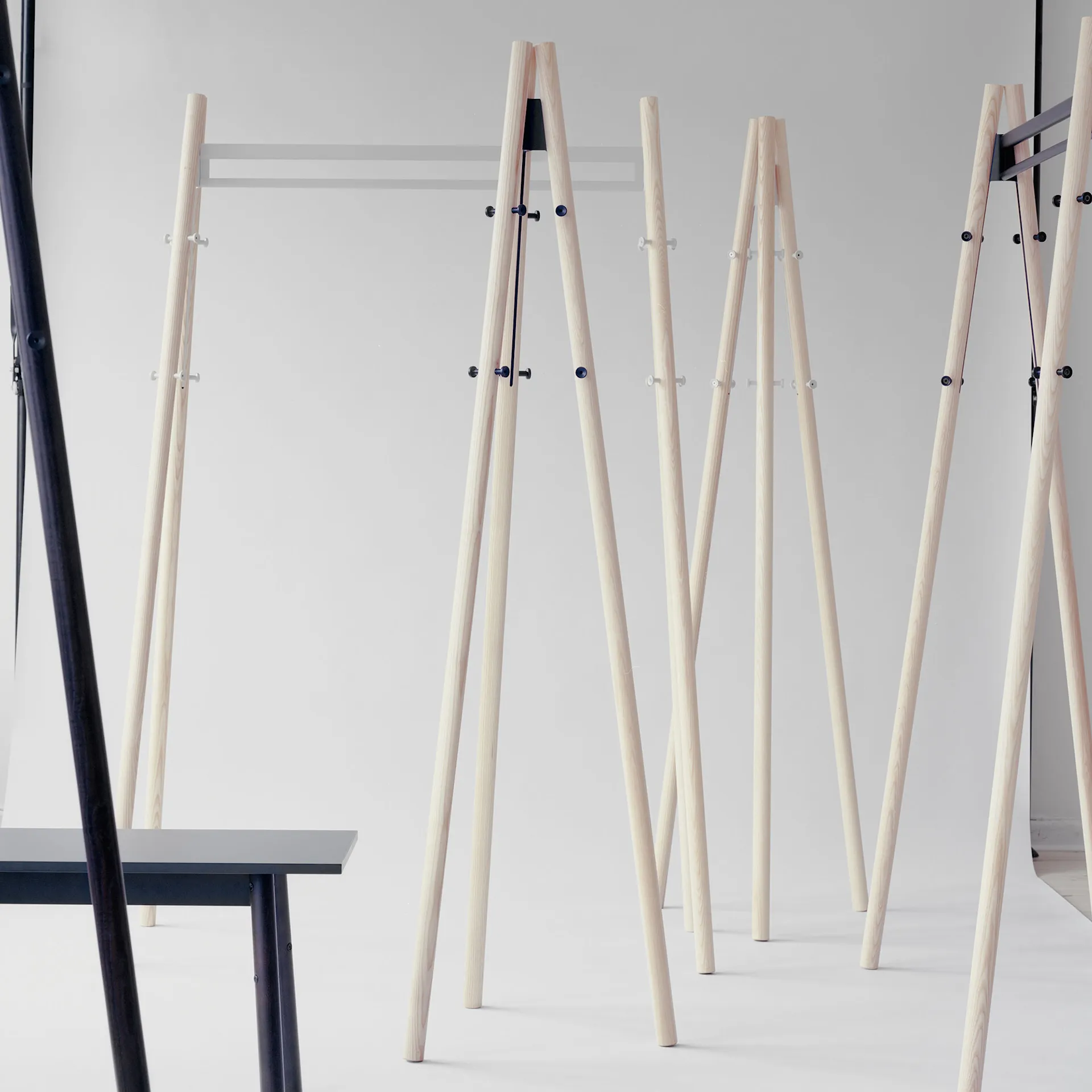 Kiila Coat Stand - Artek - Daniel Rybakken - NO GA