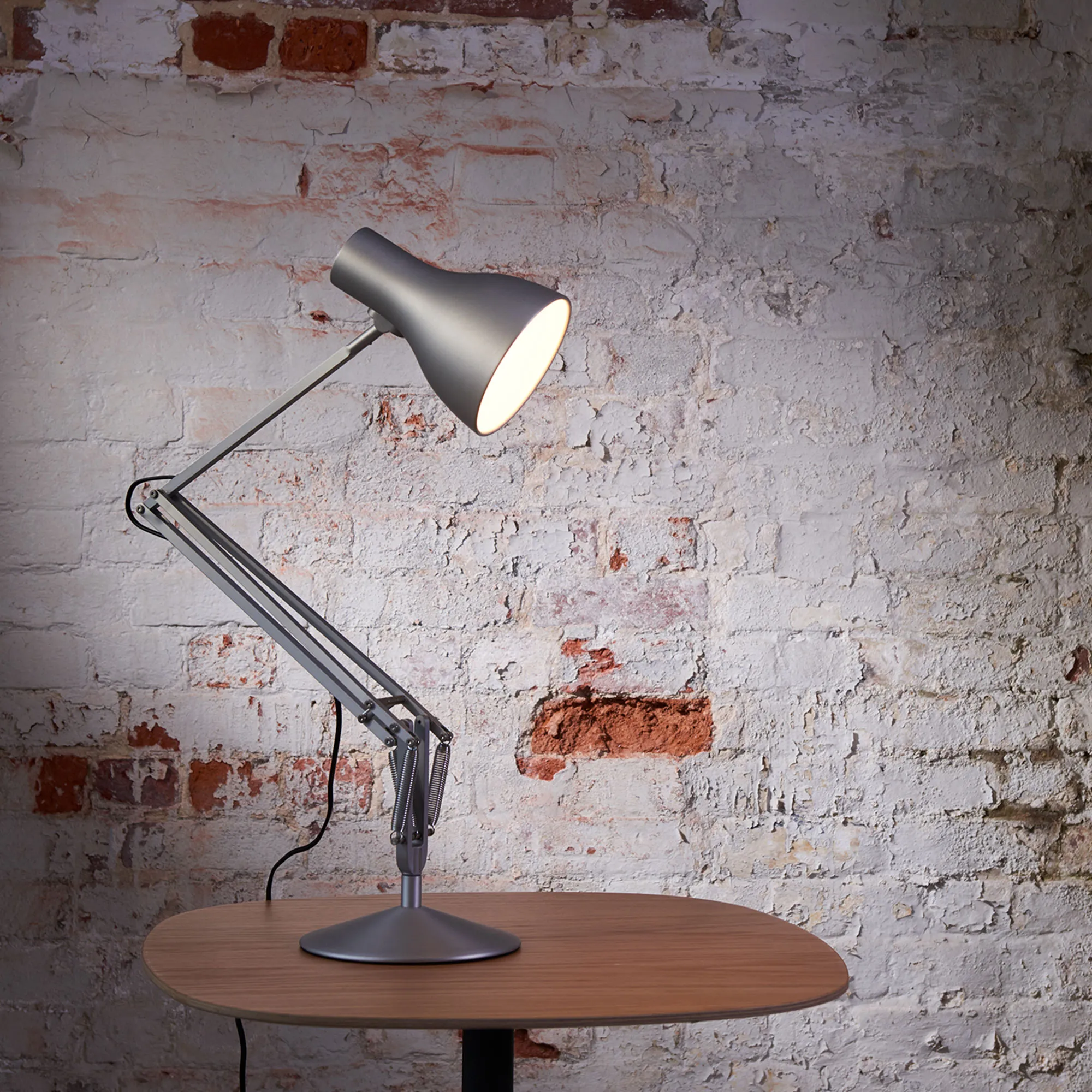 Type 75 Desk Lamp - 9