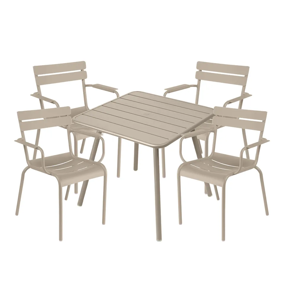 Luxembourg spisegruppe firbent bord & 4 karmstoler
