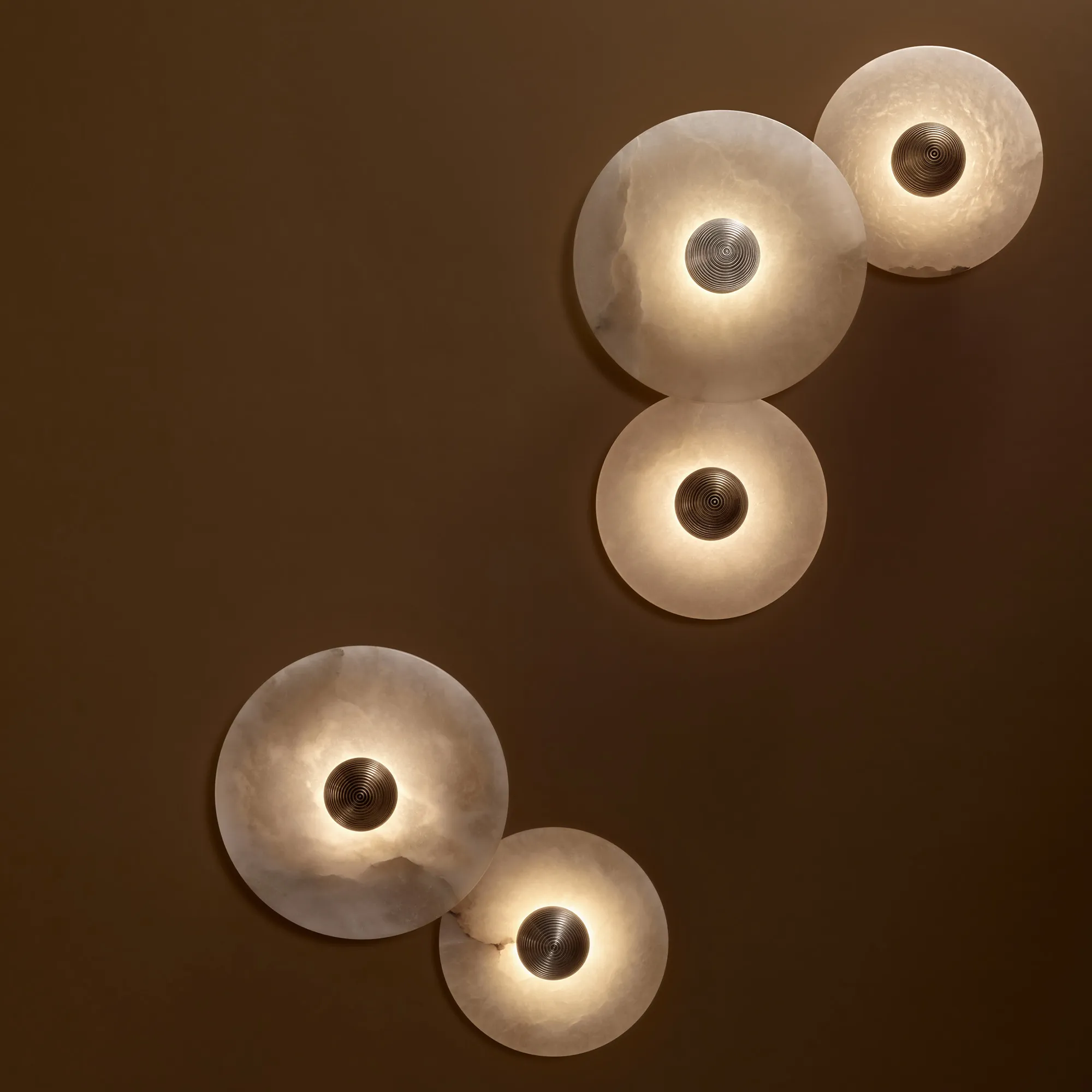 Median : Sconce - 2