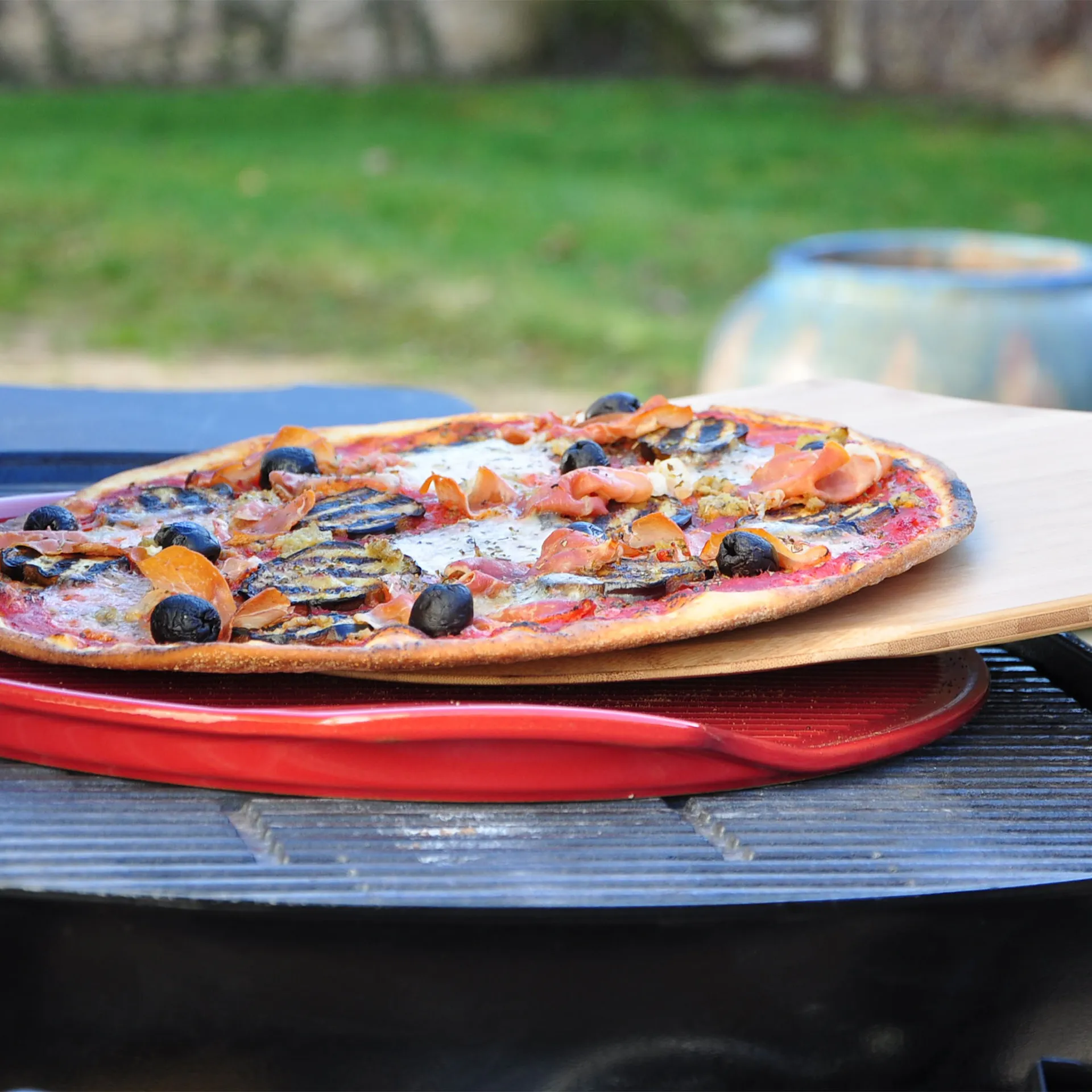 Pizzasten Riflet Ø 40 cm Rød - Emile Henry - NO GA