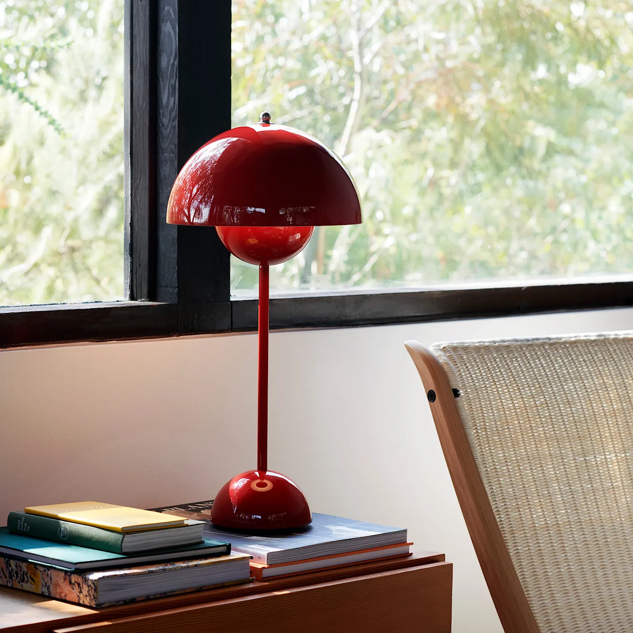 Flowerpot VP3 Table Lamp