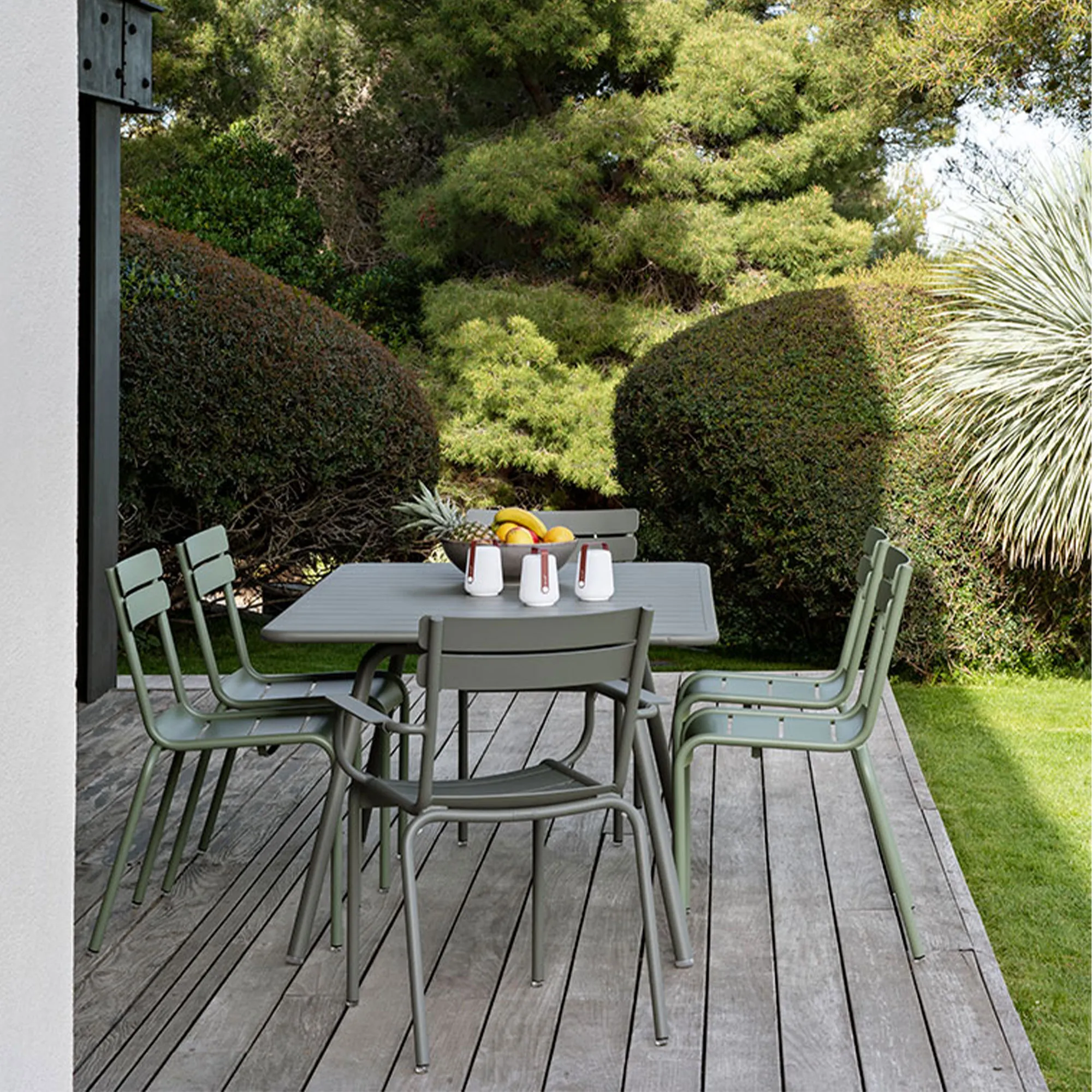 Luxembourg spisestuesett med bord 207cm og 4 stoler - 3