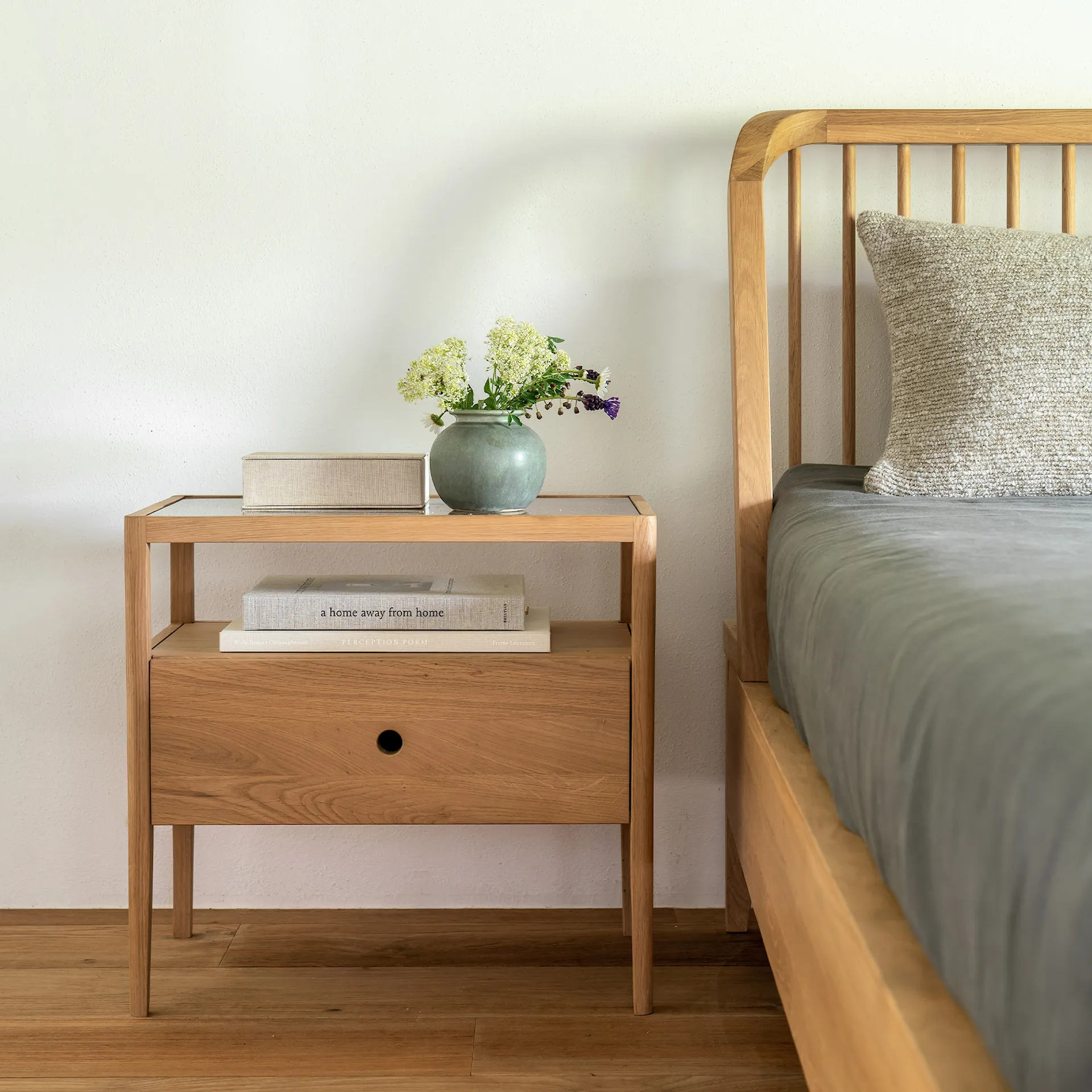 Spindle Bedside Table - Ethnicraft - NO GA