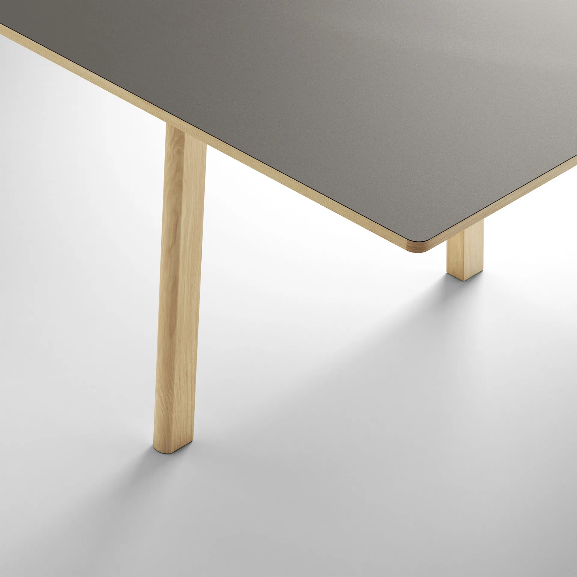 Ana Table - Fredericia Furniture - NO GA