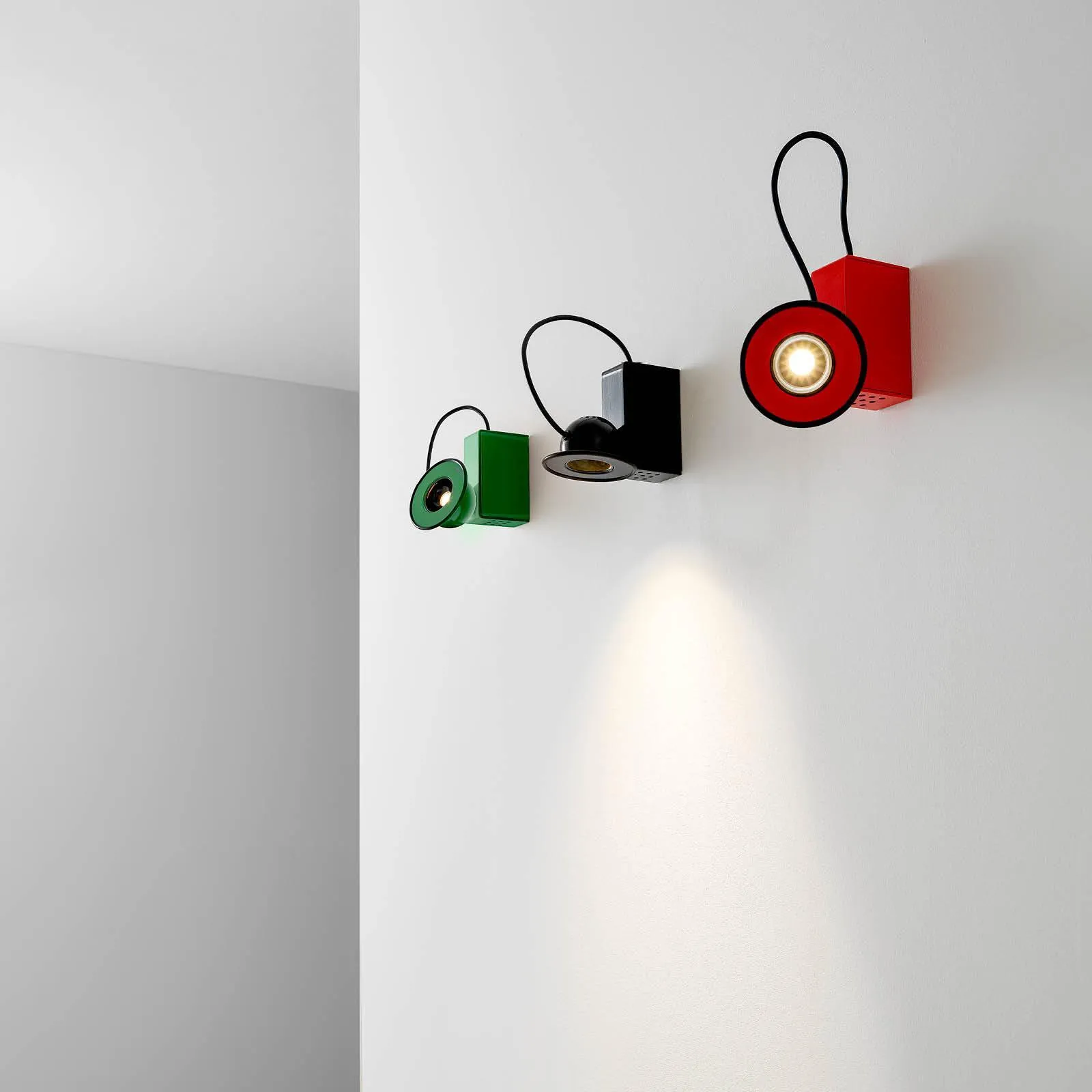 Minibox Phase-Cut vegglampe - 2