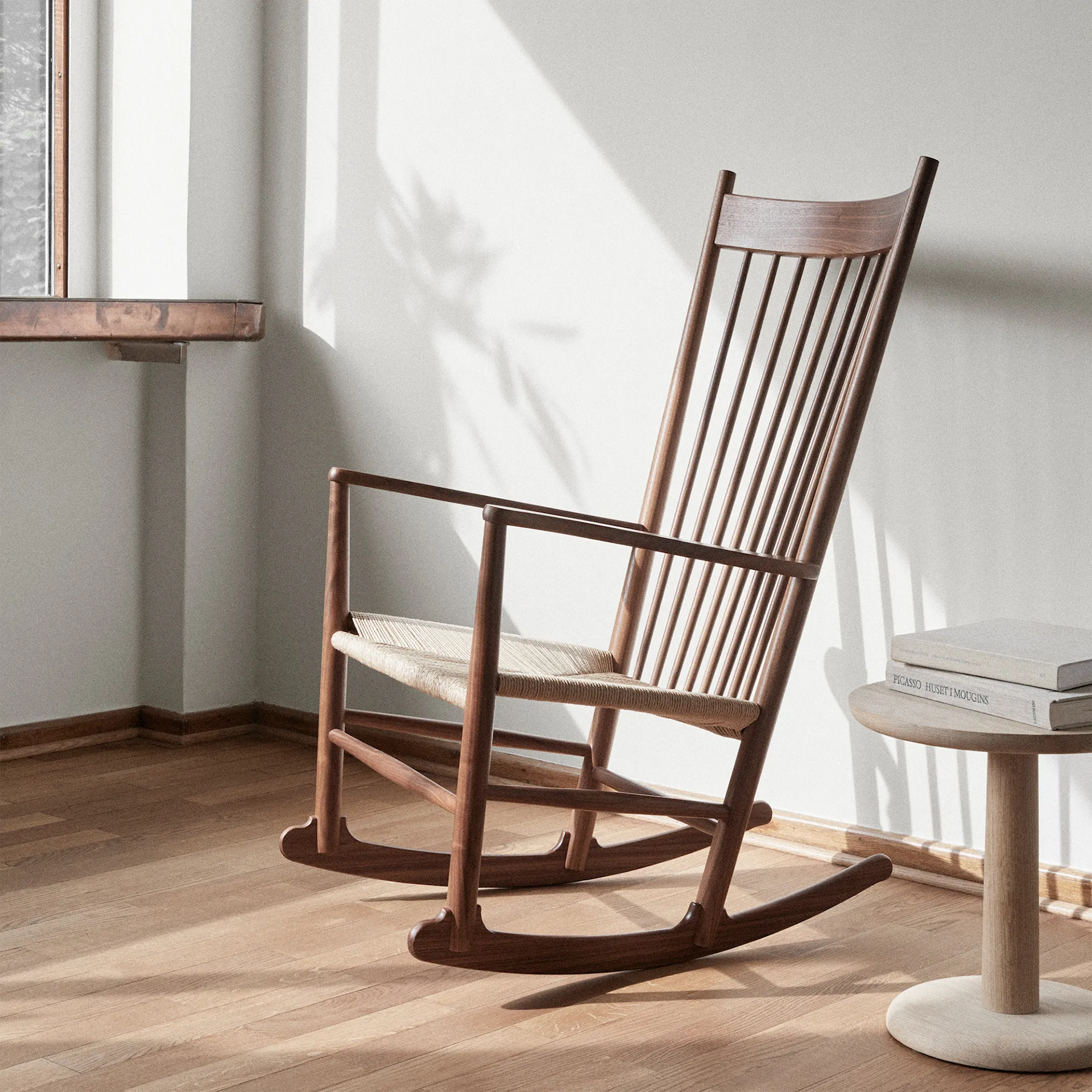 Wegner J16 Rocking Chair - Fredericia Furniture - Hans J. Wegner - NO GA