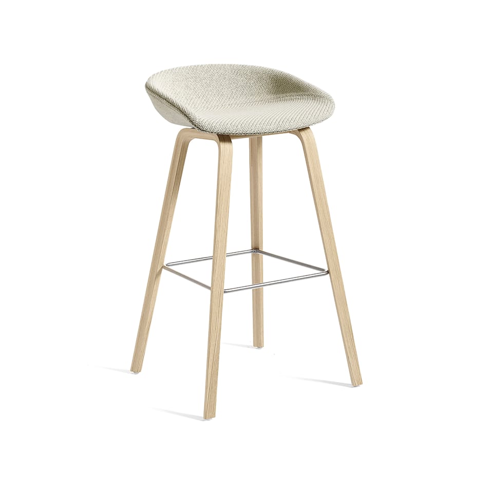 About a Stool AAS33 Lacquered Oak