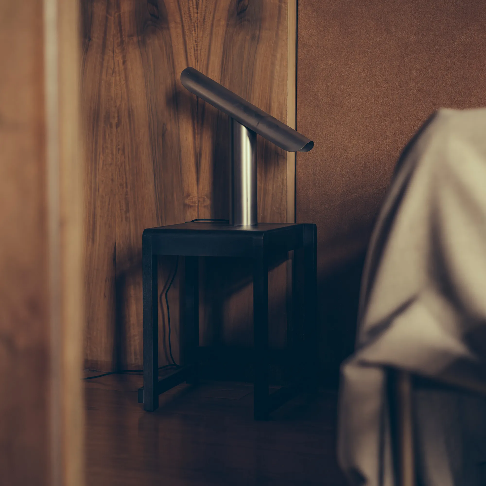Low Stool 01 krakk - 5