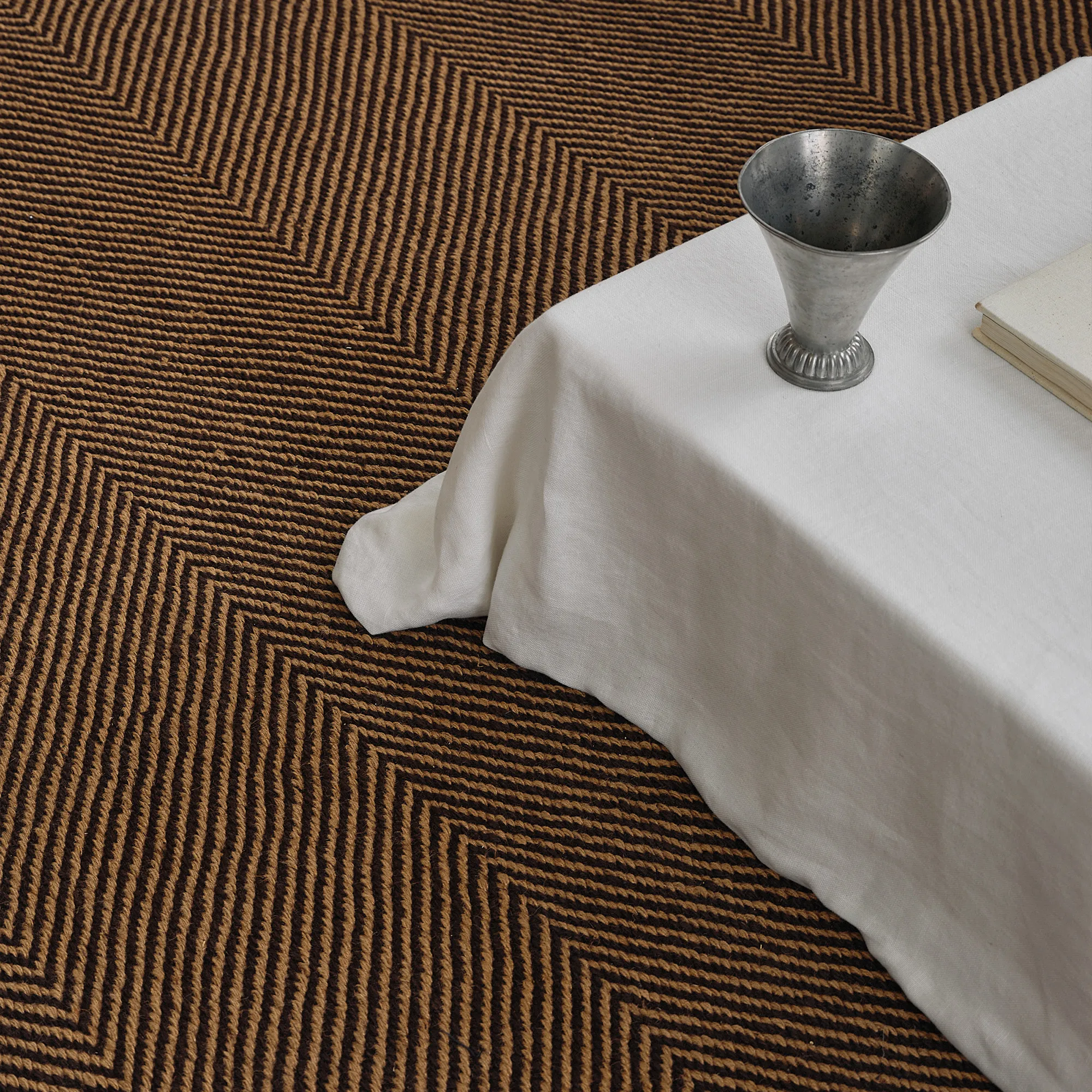 Jute Herringbone Natural/Brown løper