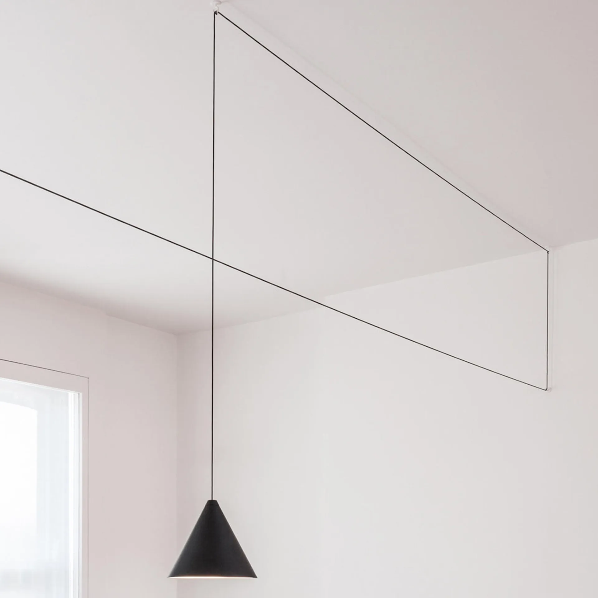 String Light Cone - Flos - Michael Anastassiades - NO GA