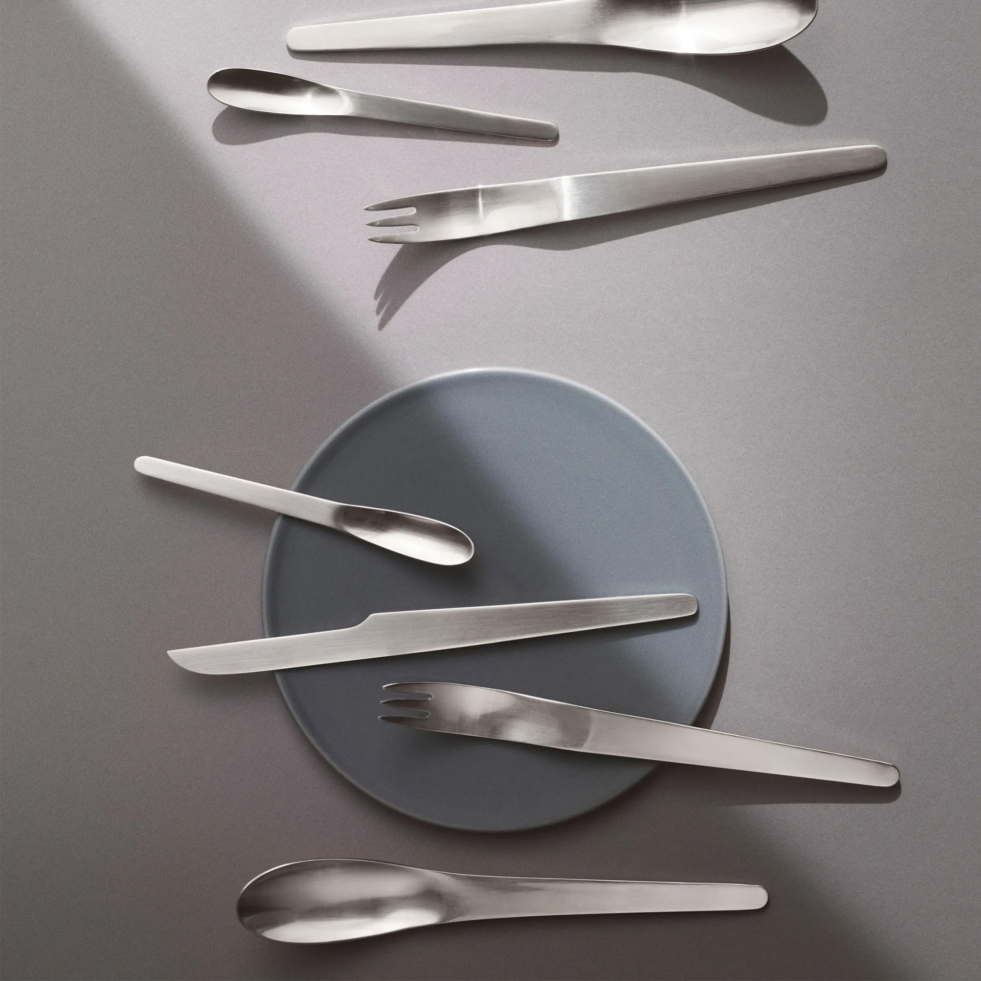 Arne Jacobsen bestikksett 24 deler - 2