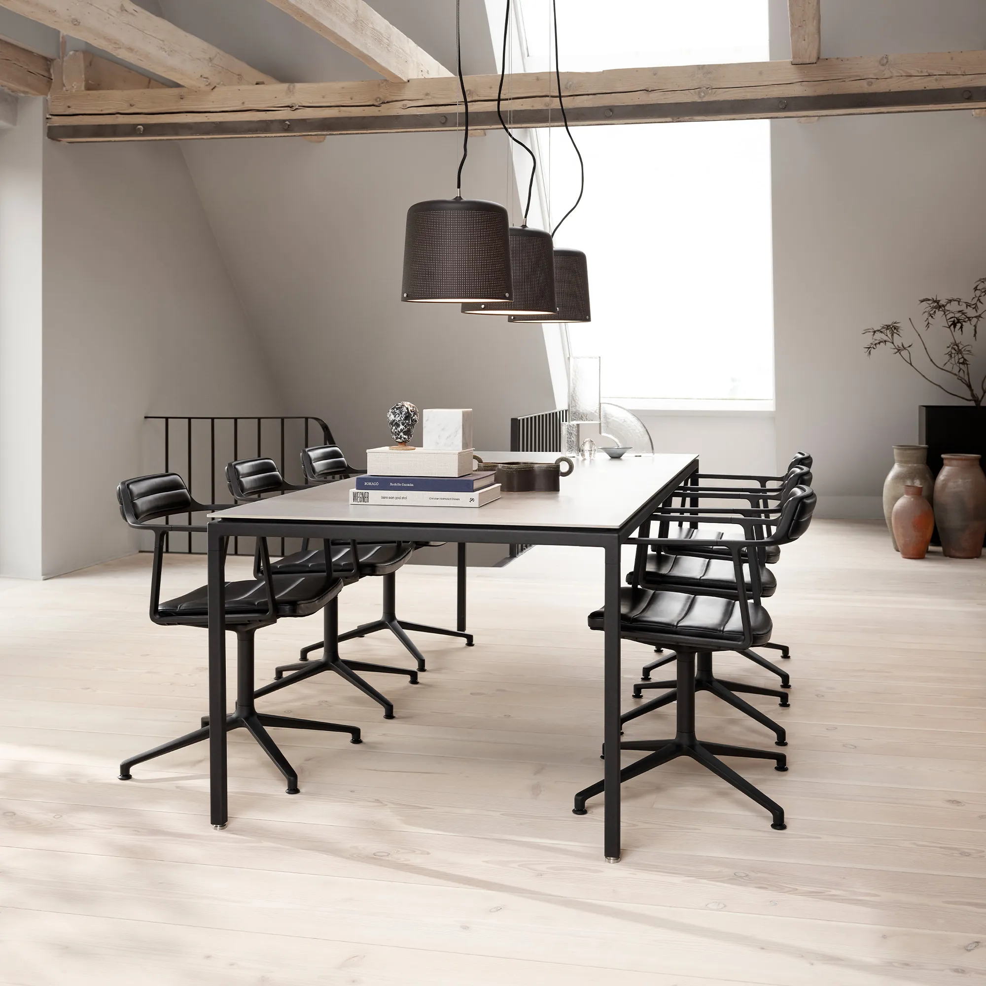 Vipp971/972 spisebord - 4