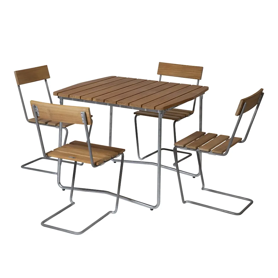 Klassisk serie spisestuesett med bord B31 og 4 stoler