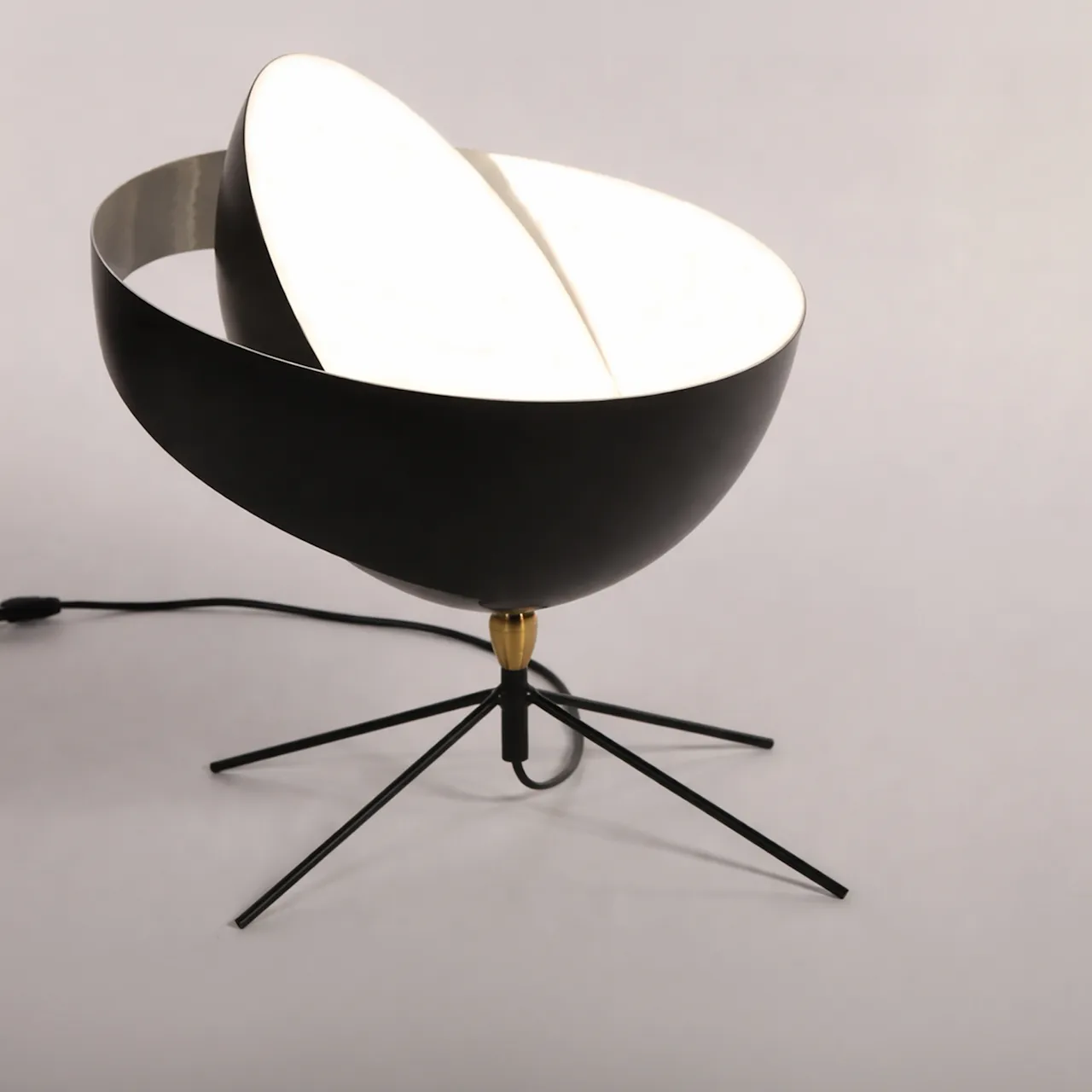 Saturn bordlampe