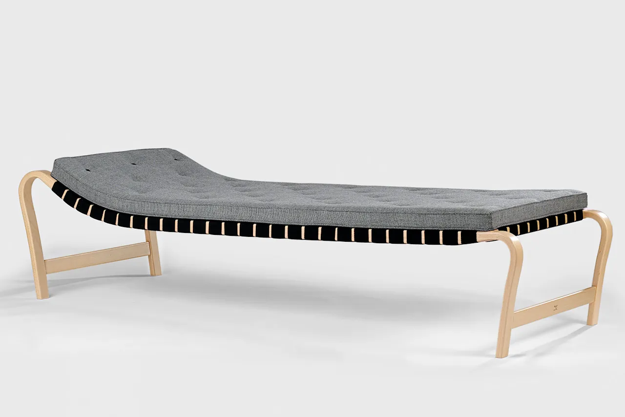 Mi 037 Paris daybed