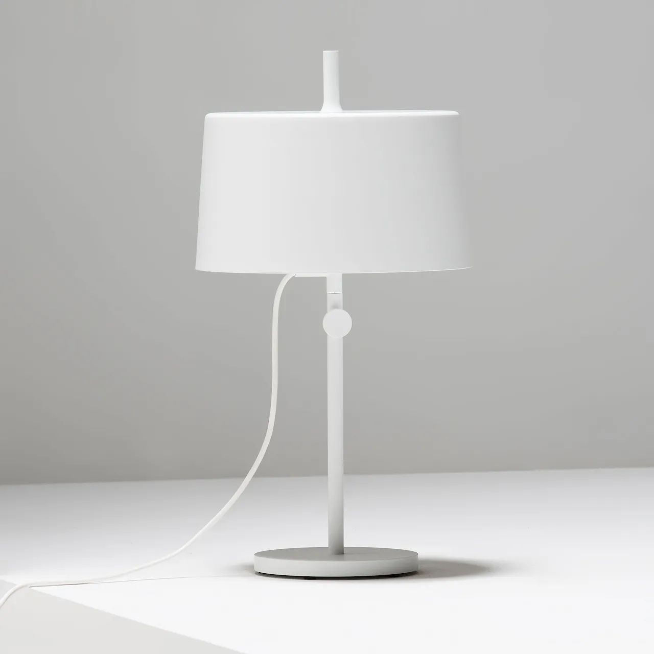 Nendo w132 - Bordlampe