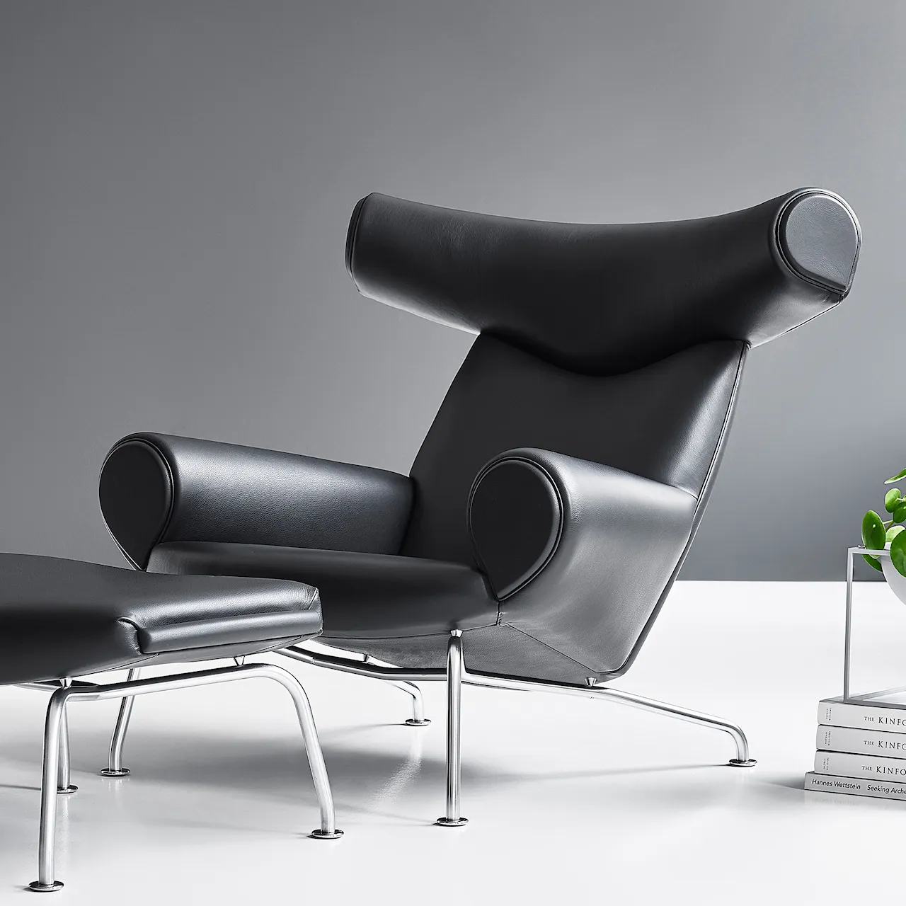 Wegner Ox Chair - Chrome