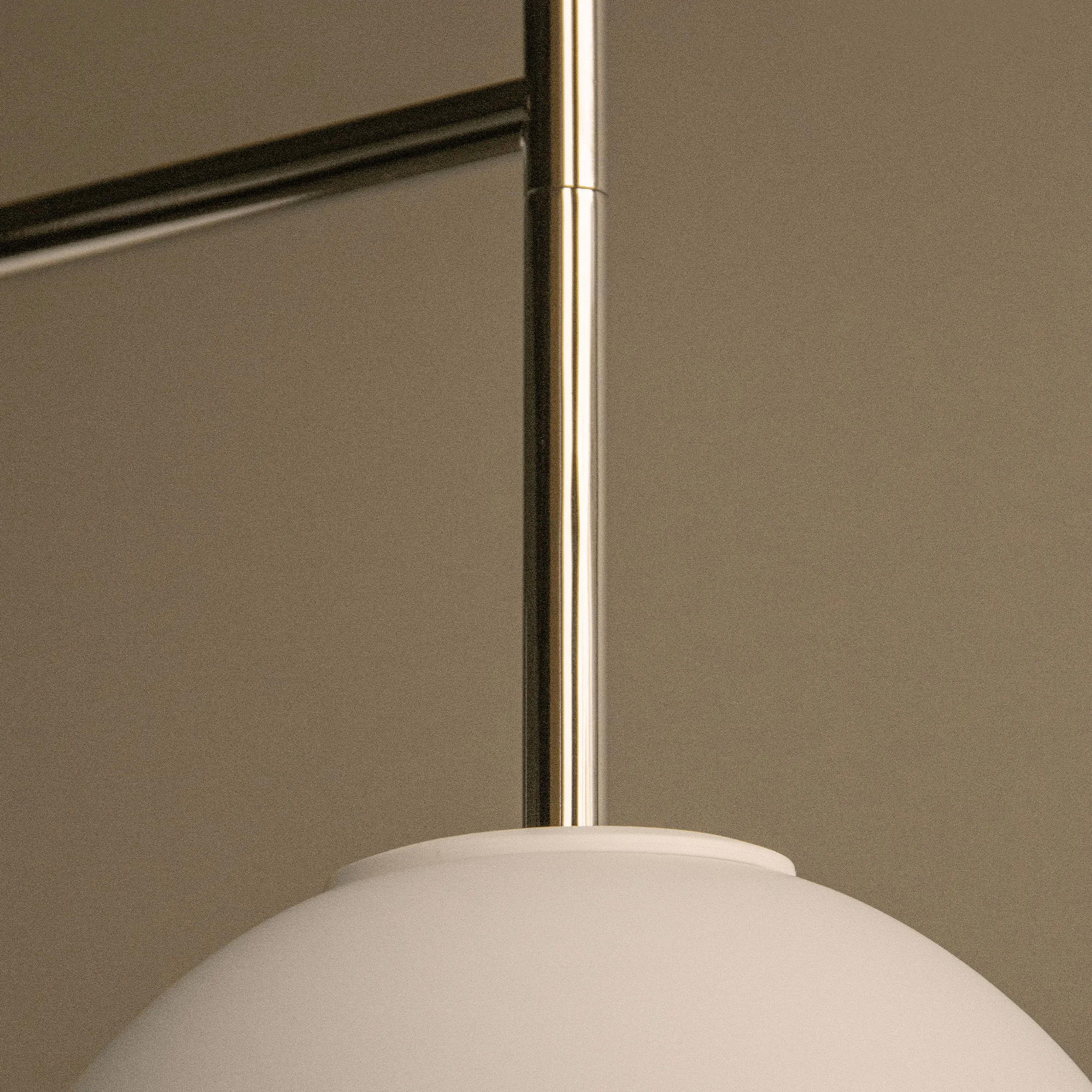 TR Bulb vegglampe med oppheng - 5