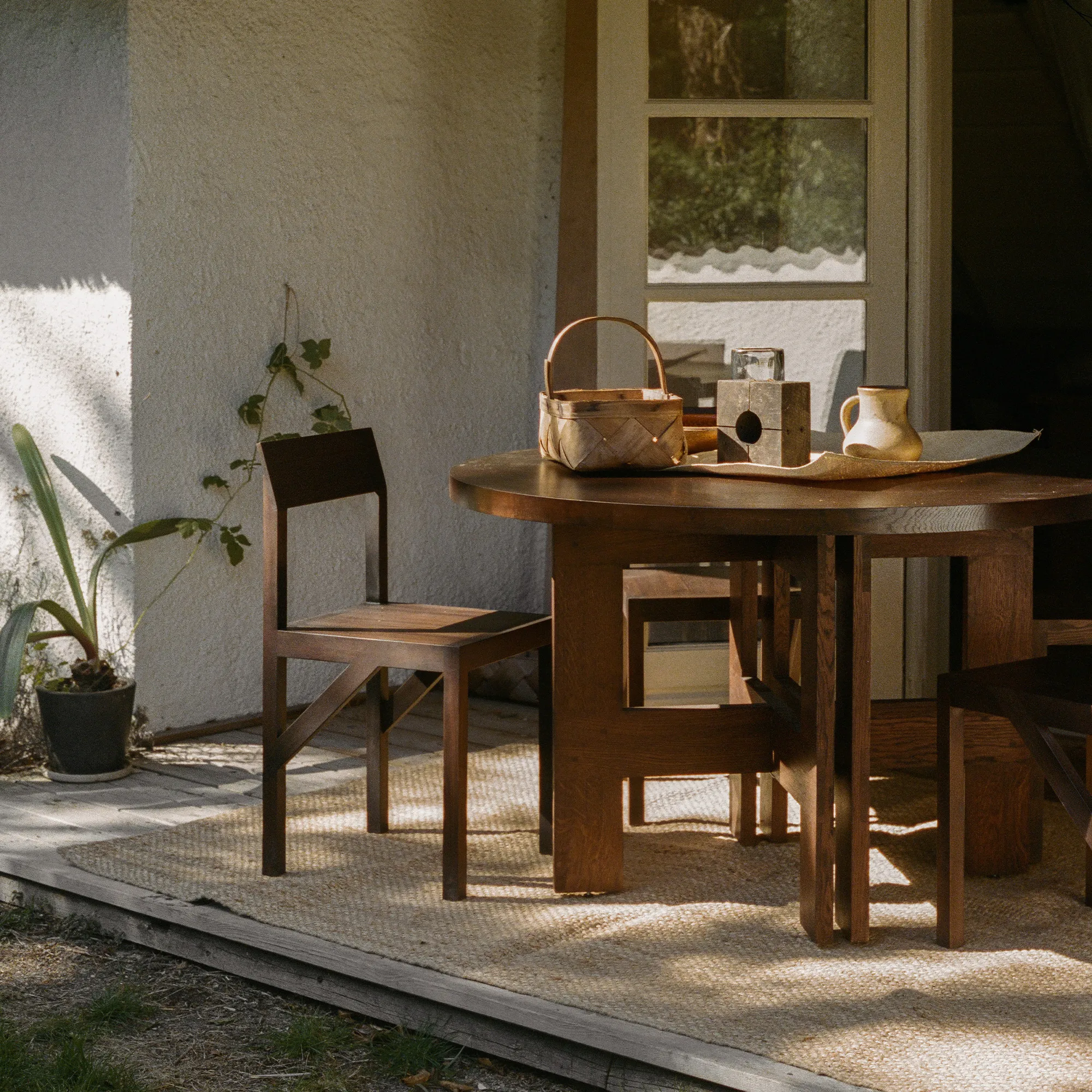 Farmhouse Trestle Round spisebord - 2