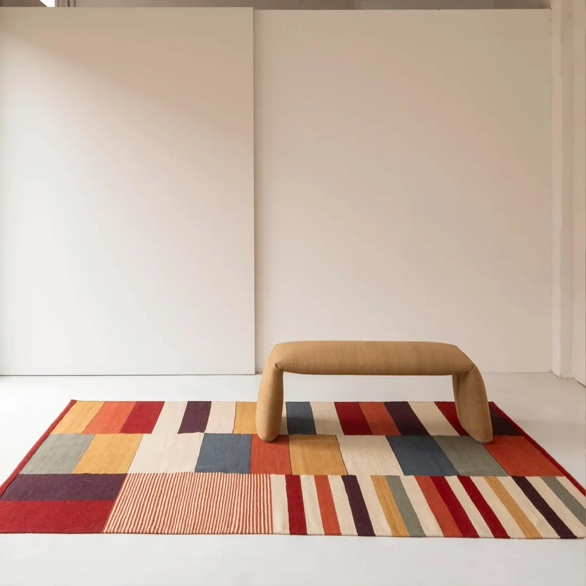 Folded Colors M benk - 3
