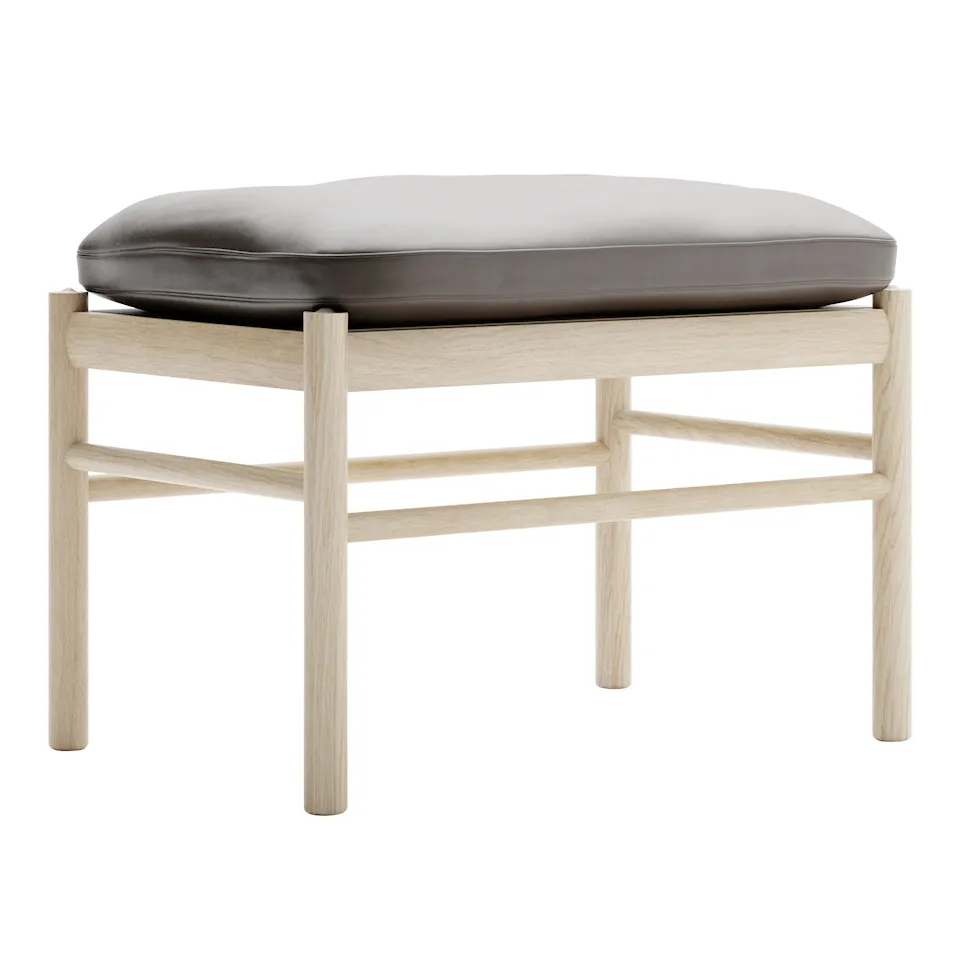 OW149F - Colonial Footstool, Tvålad Ek, Lädergrupp B Thor - 306