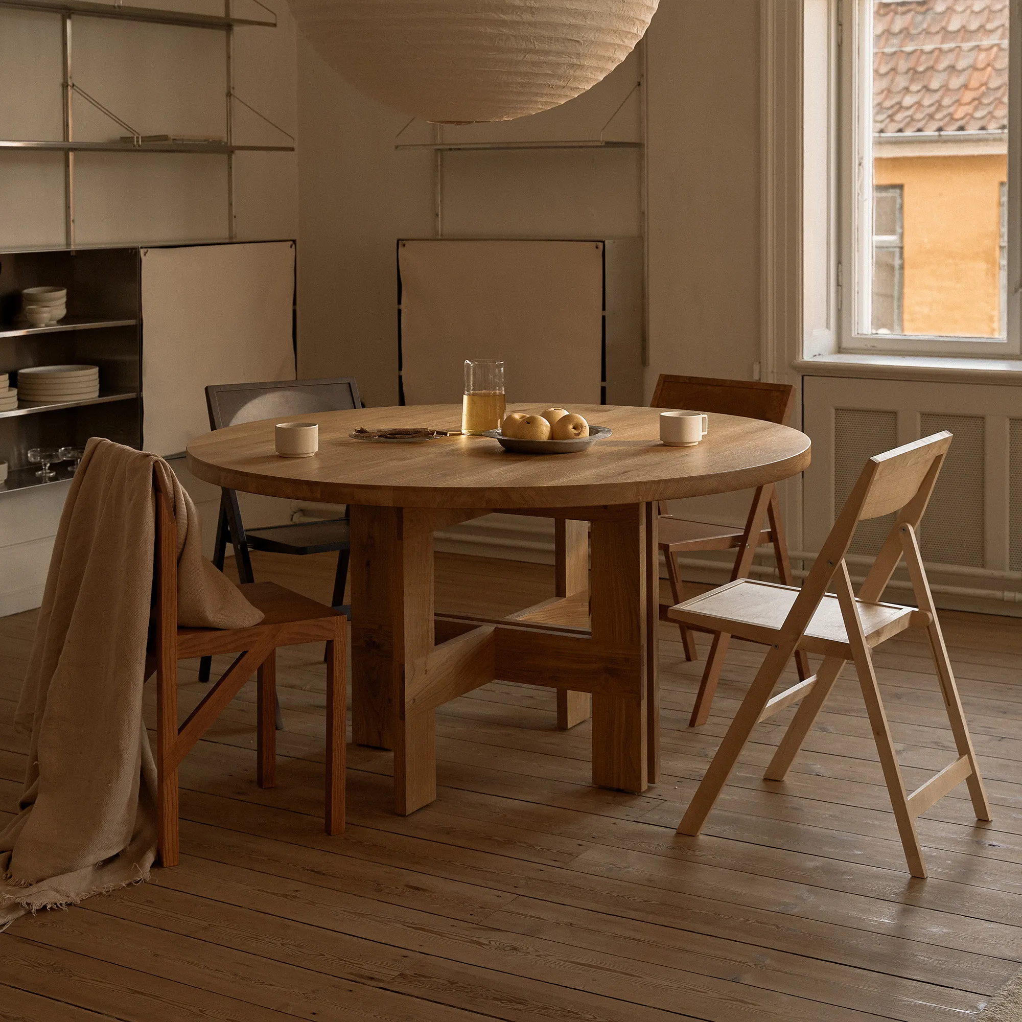 Farmhouse Trestle Round spisebord - 2