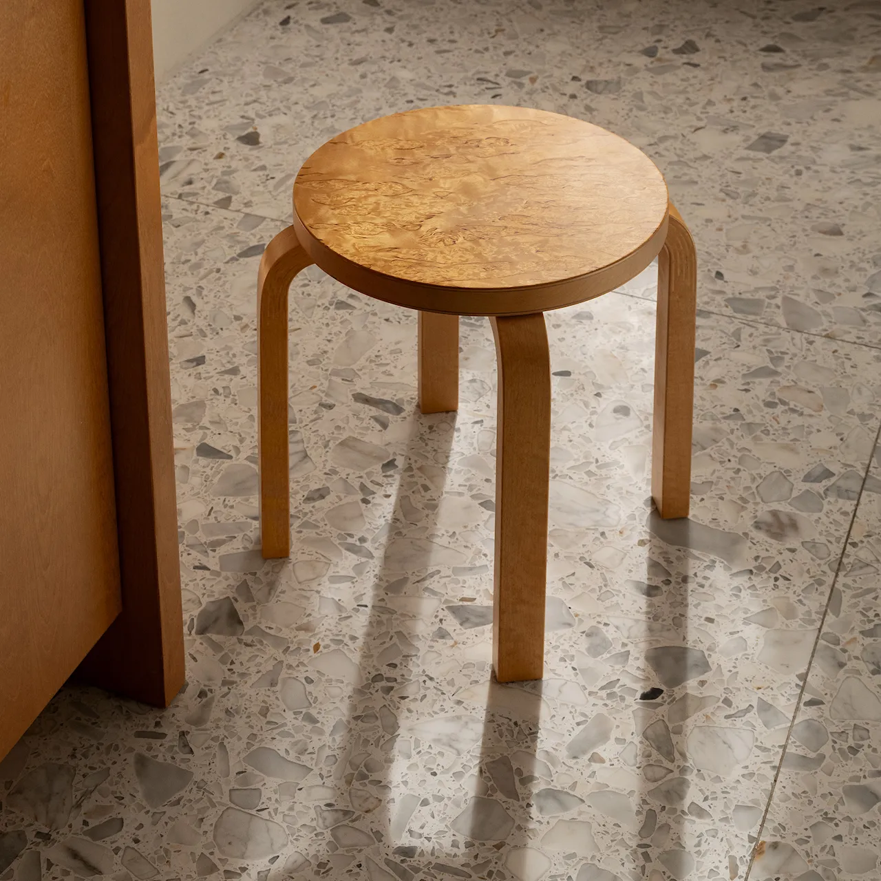 Stool NE60 Curly Birch Exclusive Edition