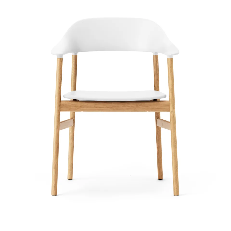 Herit Armchair Oak