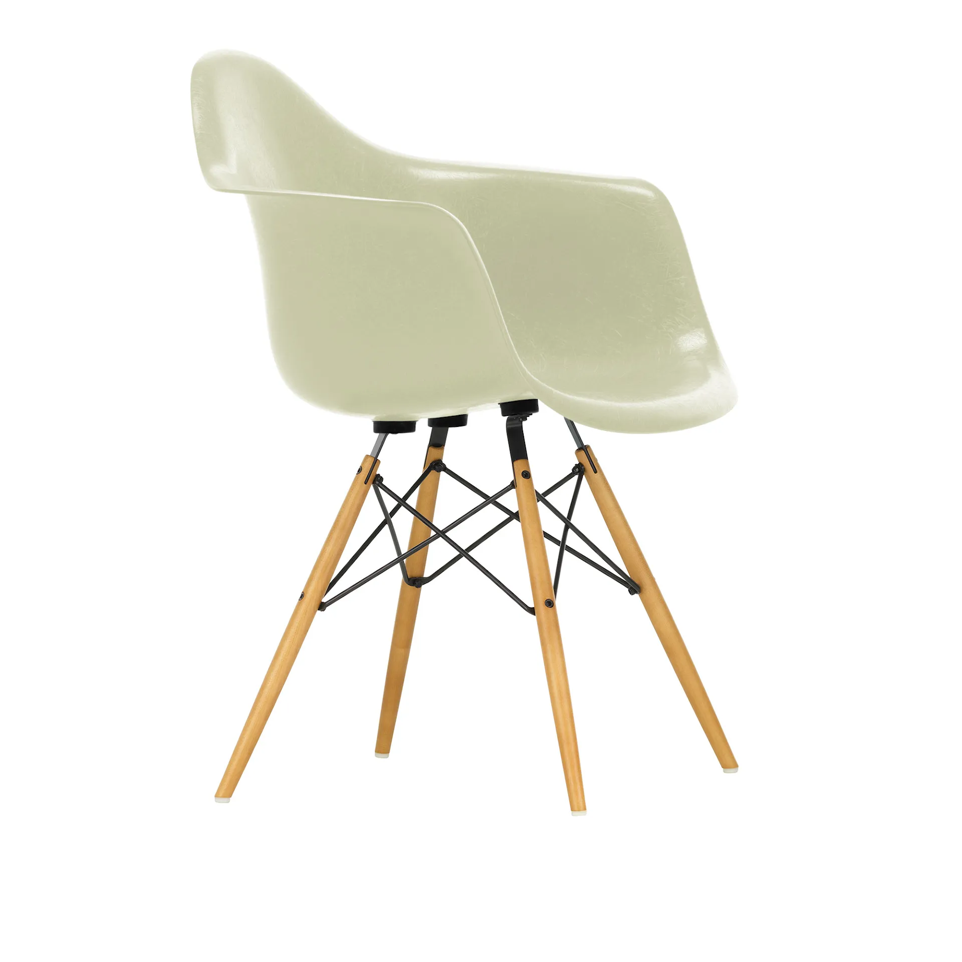 Eames Fiberglass Armchair DAW lenestol Golden Maple - Vitra - Charles & Ray Eames - NO GA