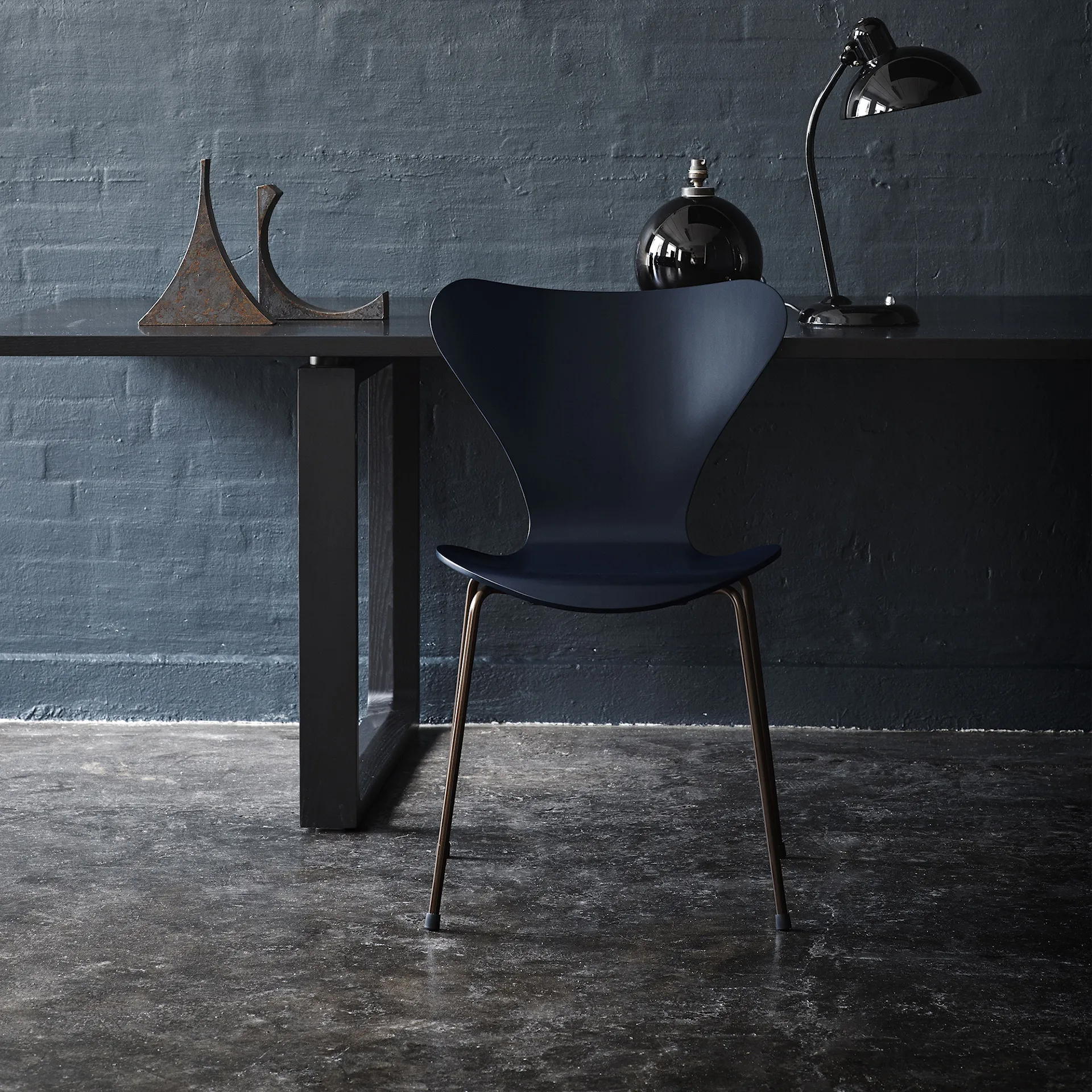 Series 7 stol 3107 bøkfiner stålunderstell brun bronse - Fritz Hansen - Arne Jacobsen - NO GA