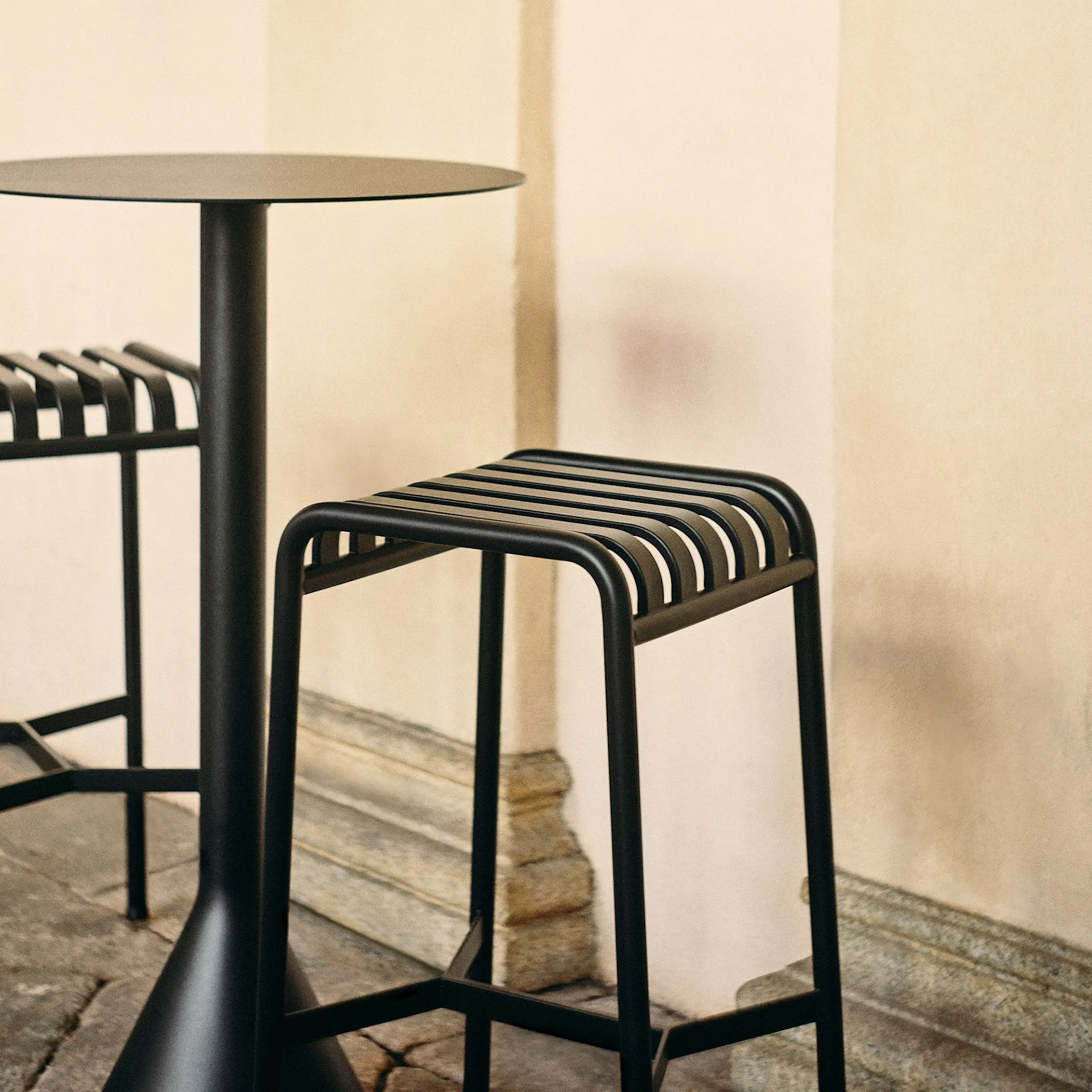 Palissade Cone Table - High - HAY - Ronan & Erwan Bouroullec - NO GA