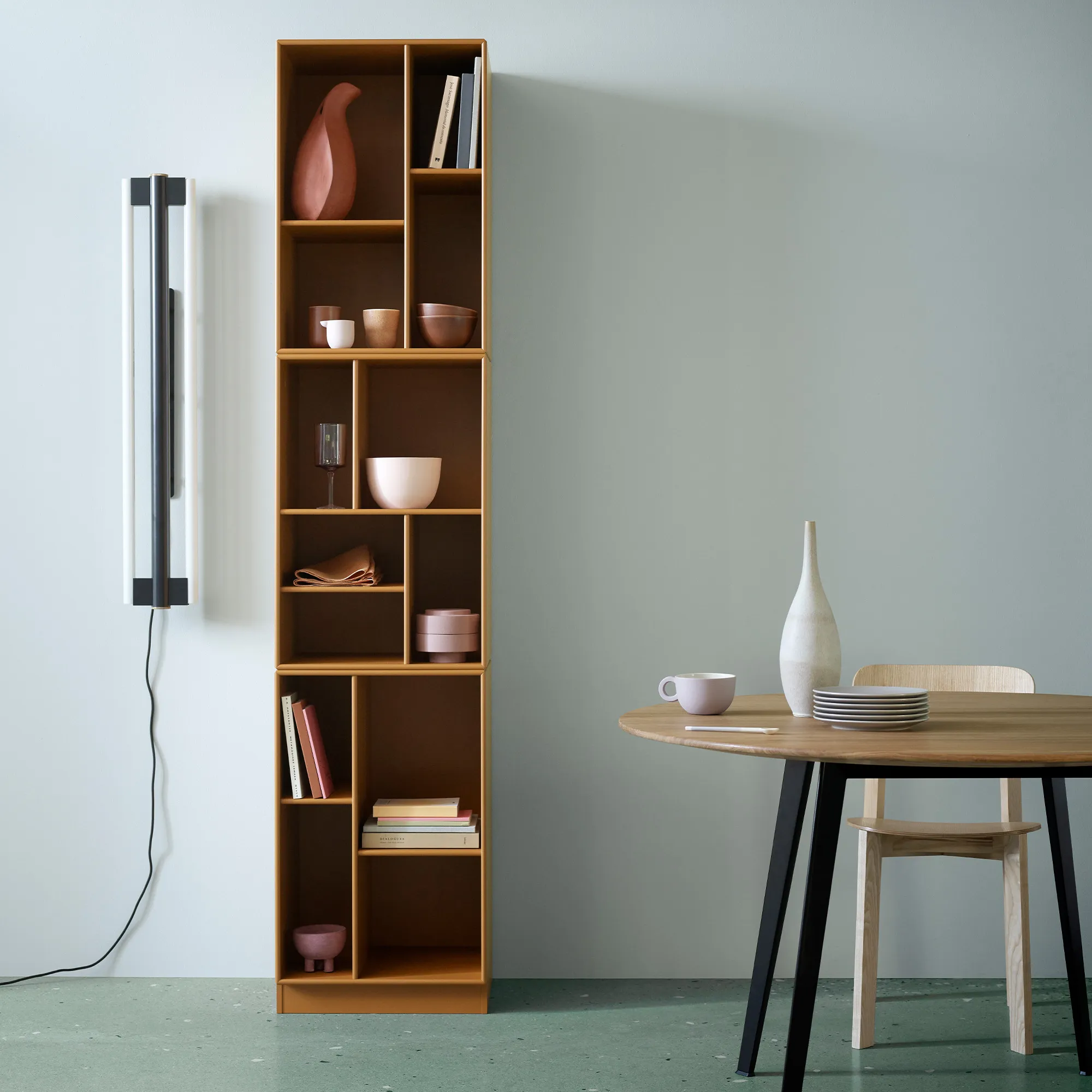 Montana Selection Loom Slim bokhylle sokkel 3 cm - 3